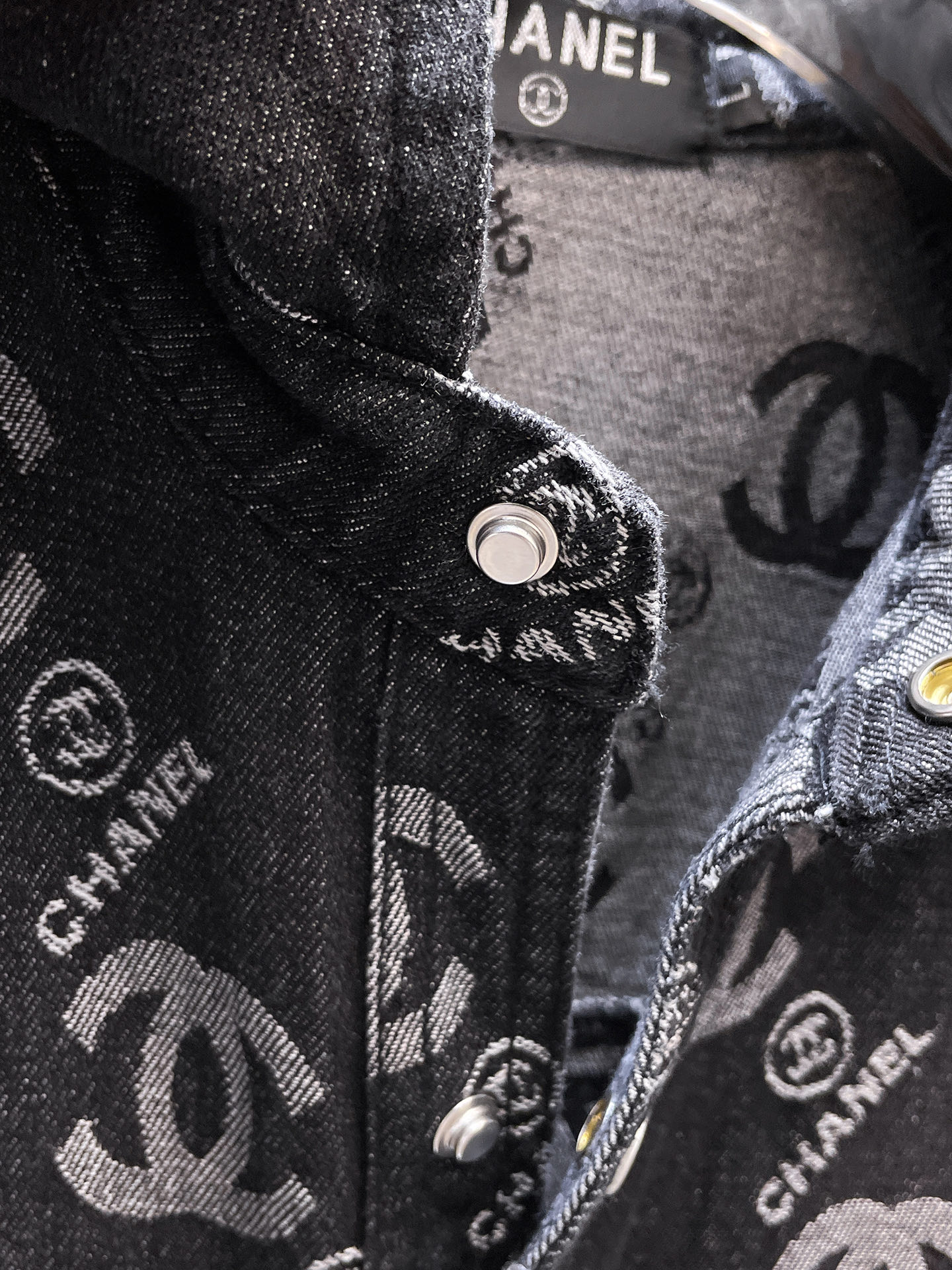 Chanel Basic Clothing M-l-xl