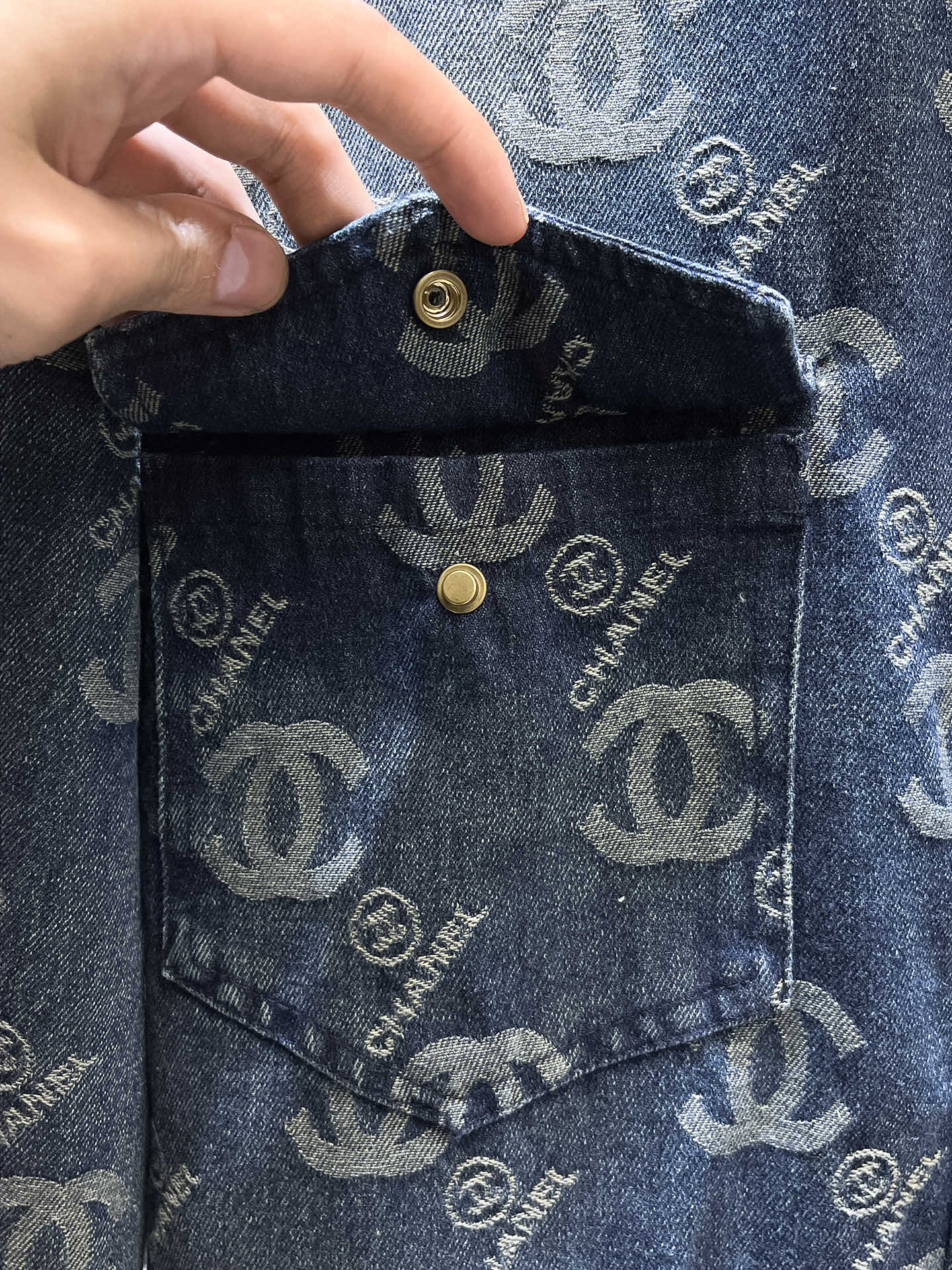 Chanel Basic Clothing M-l-xl