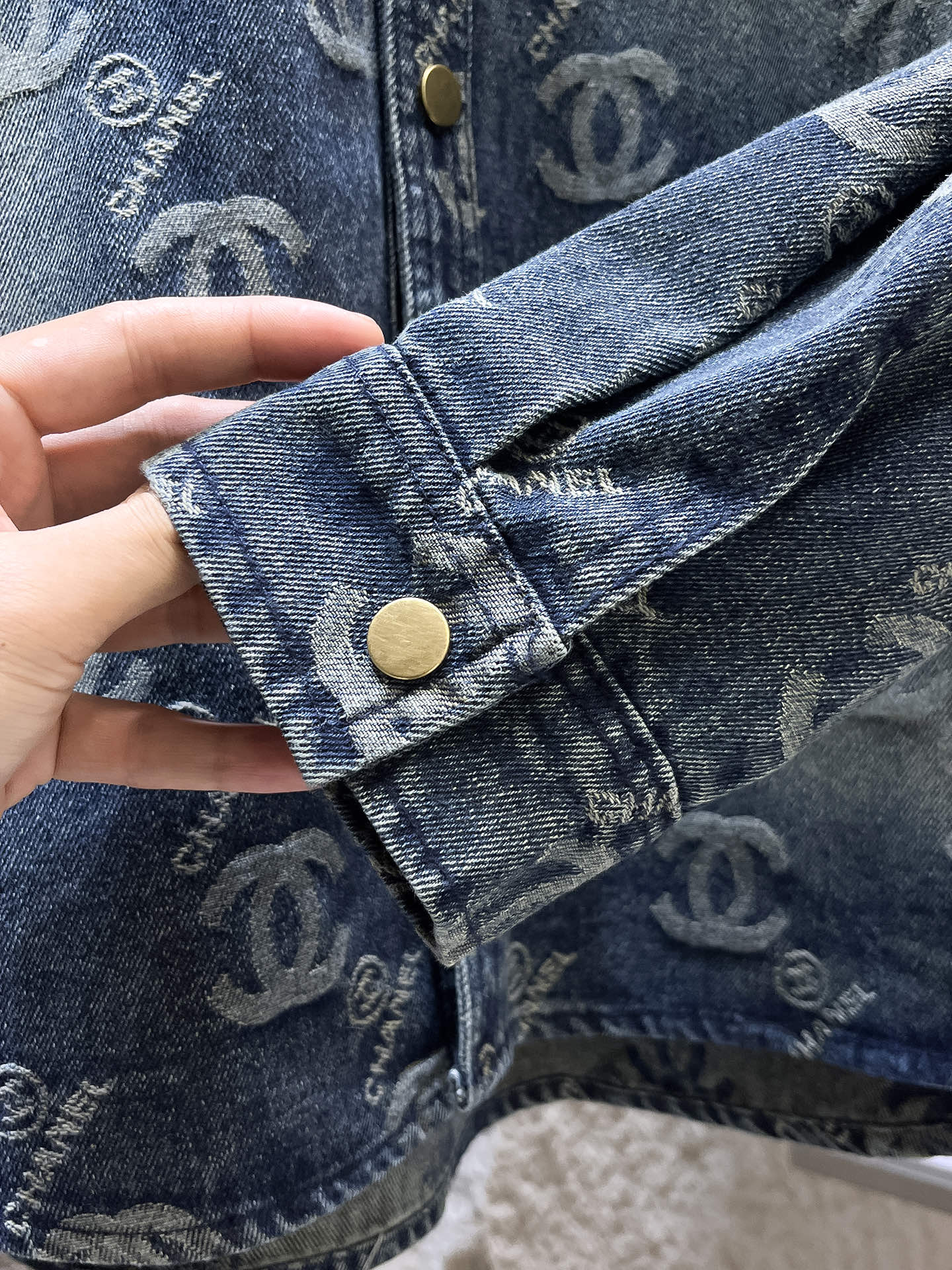 Chanel Basic Clothing M-l-xl