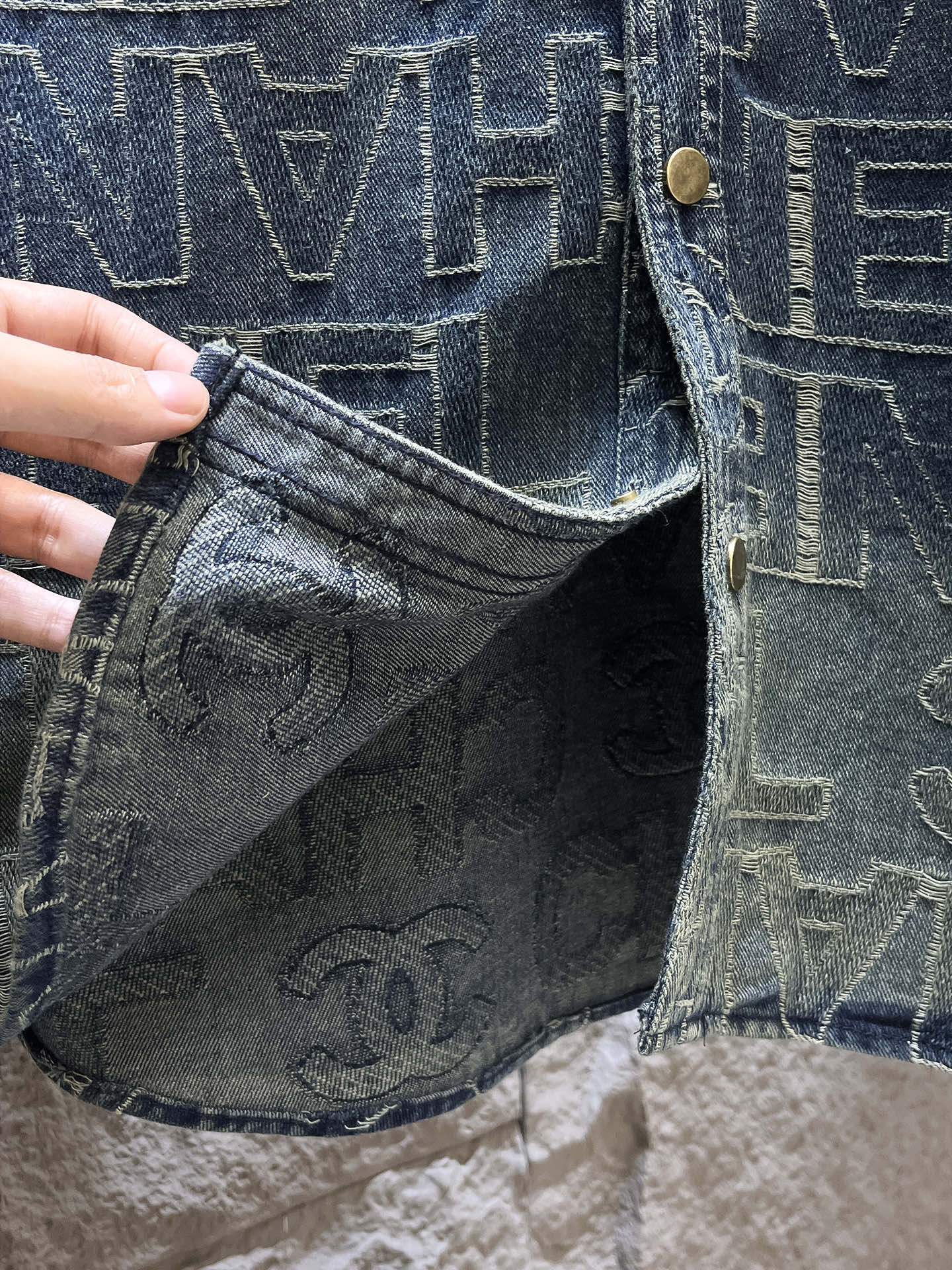 Chanel Basic Clothing M-l-xl
