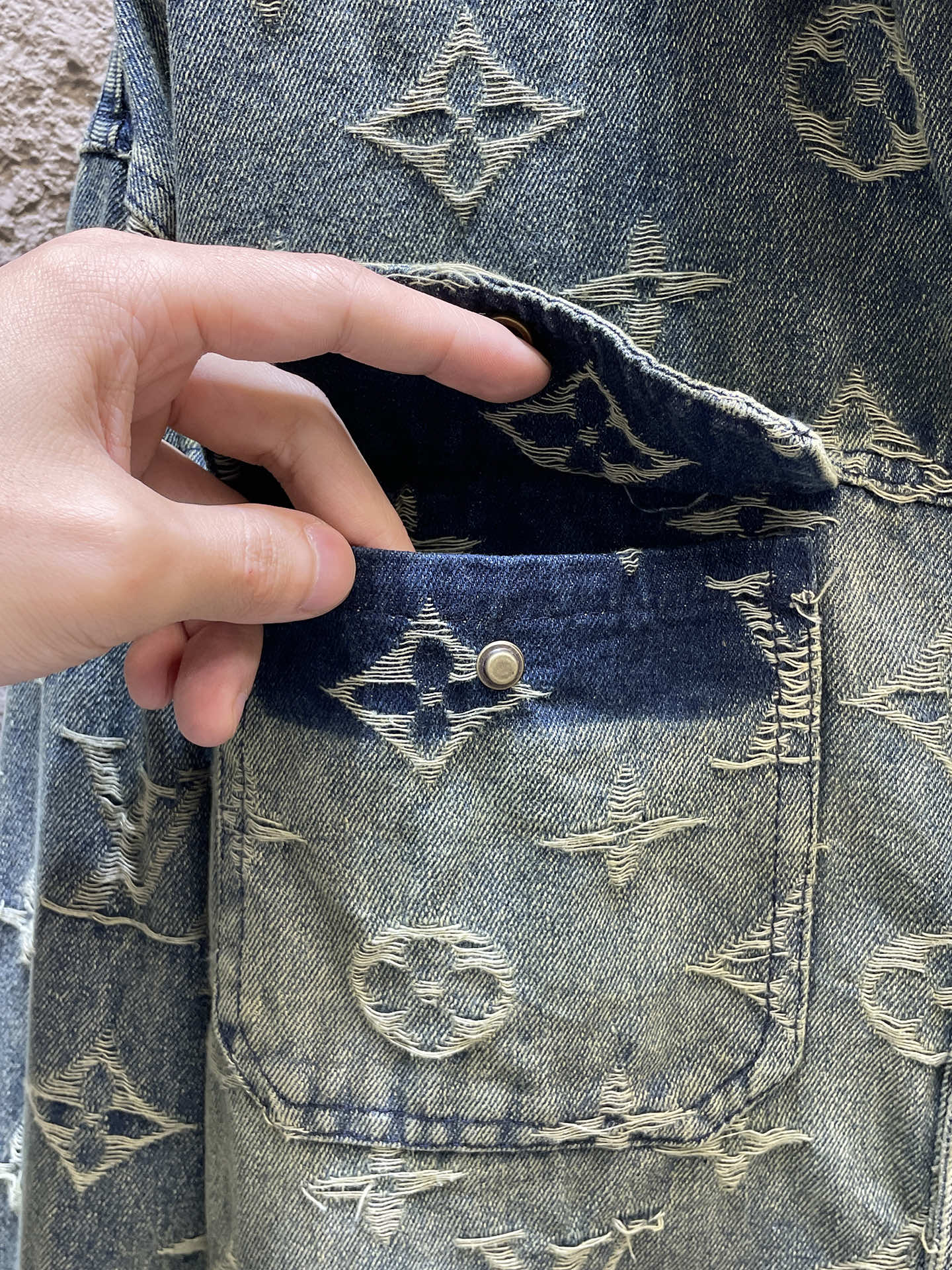 Louis Vuitton Basic Clothing M-l-xl