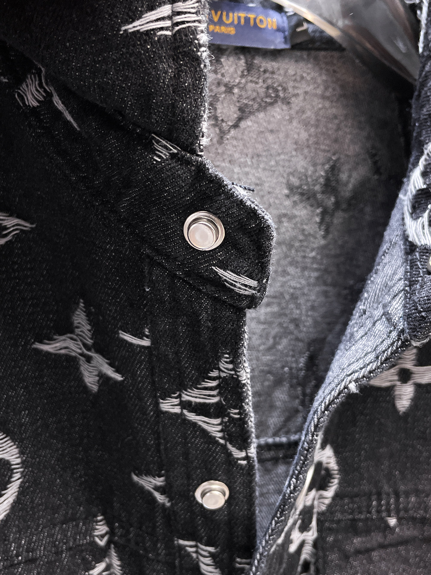Louis Vuitton Basic Clothing M-l-xl