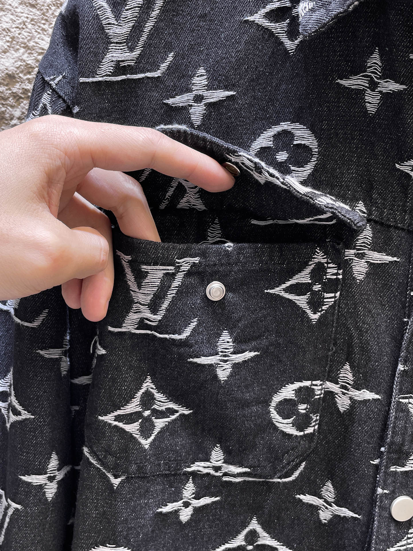 Louis Vuitton Basic Clothing M-l-xl