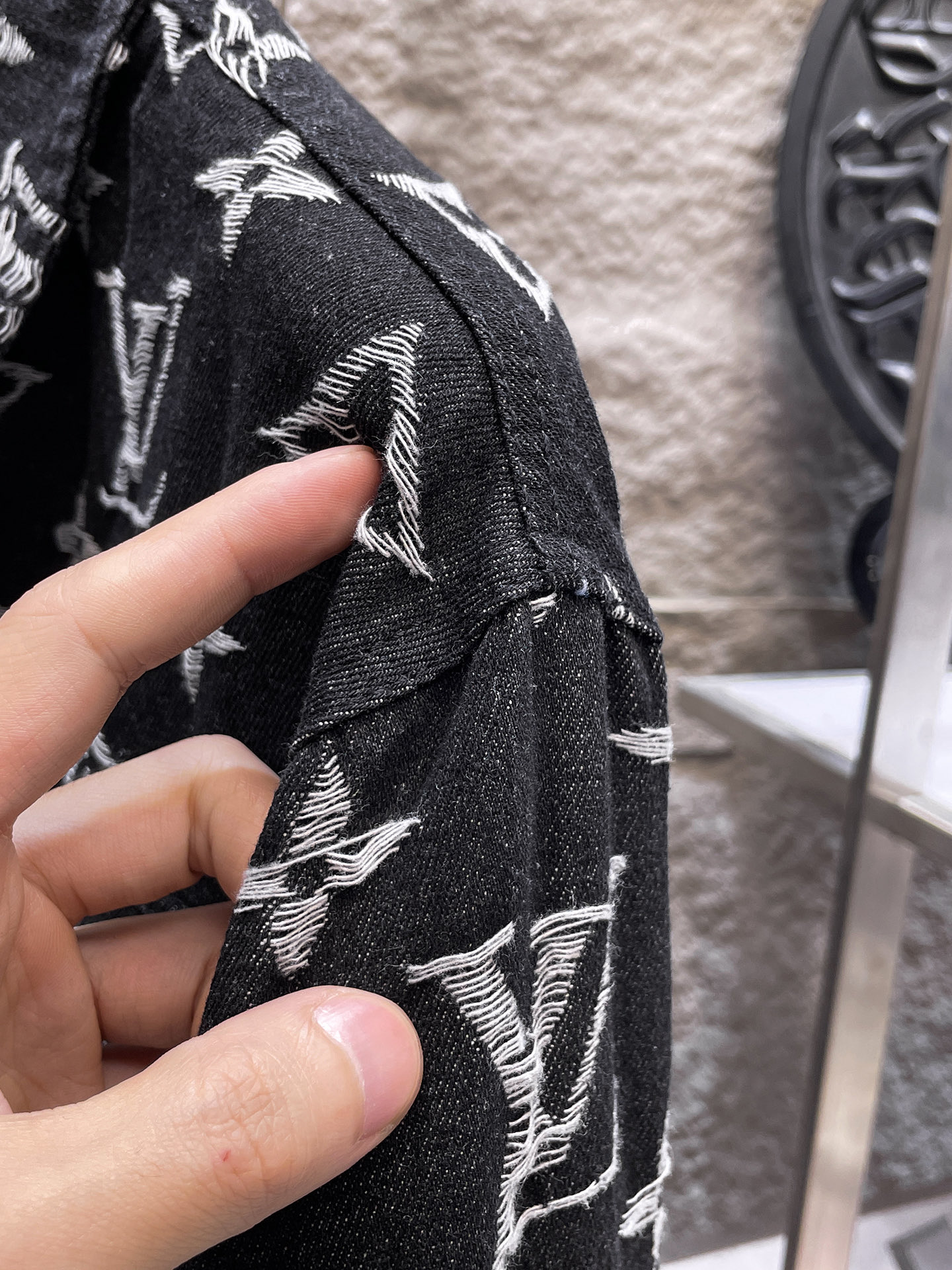 Louis Vuitton Basic Clothing M-l-xl