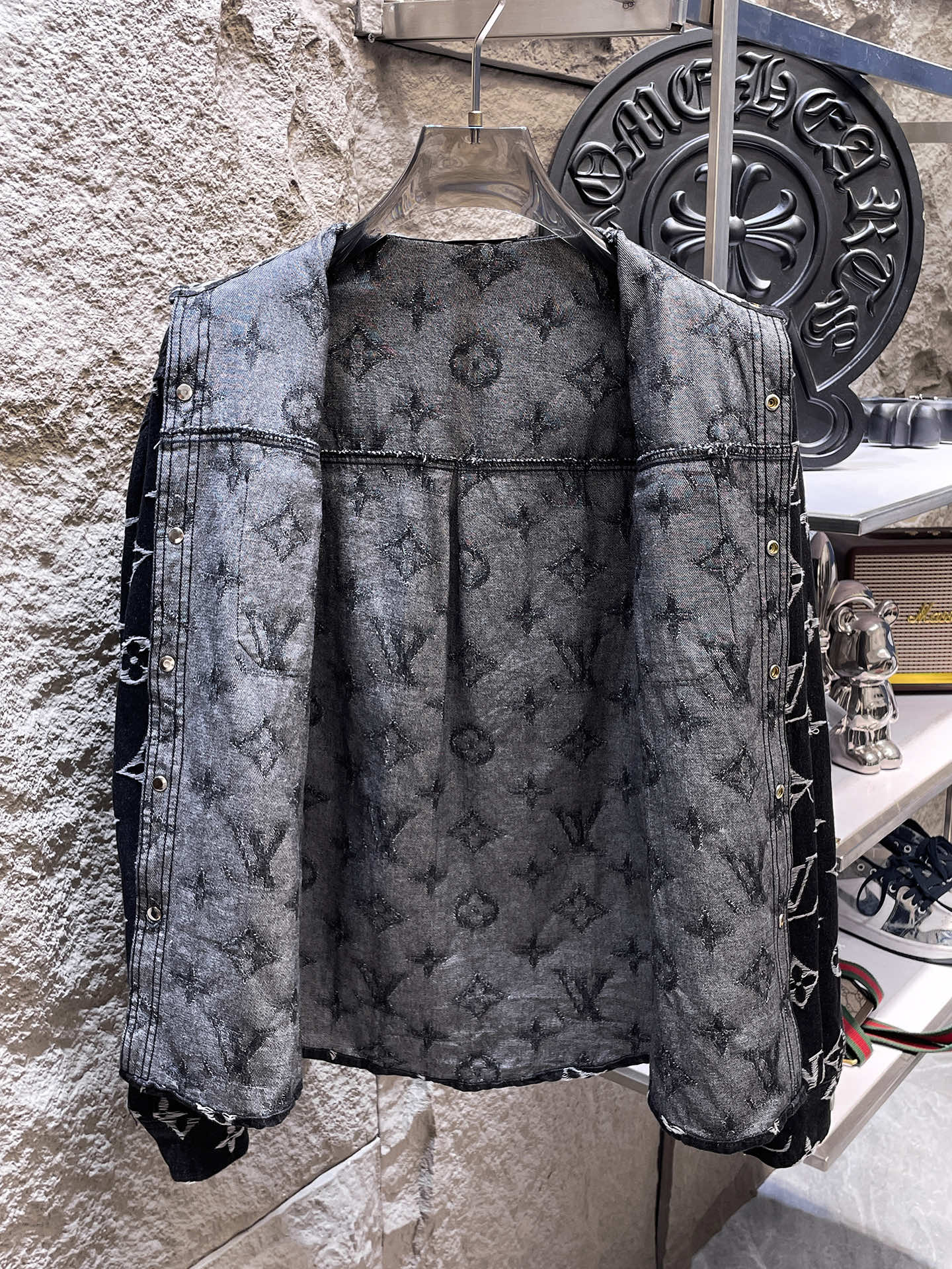 Louis Vuitton Basic Clothing M-l-xl