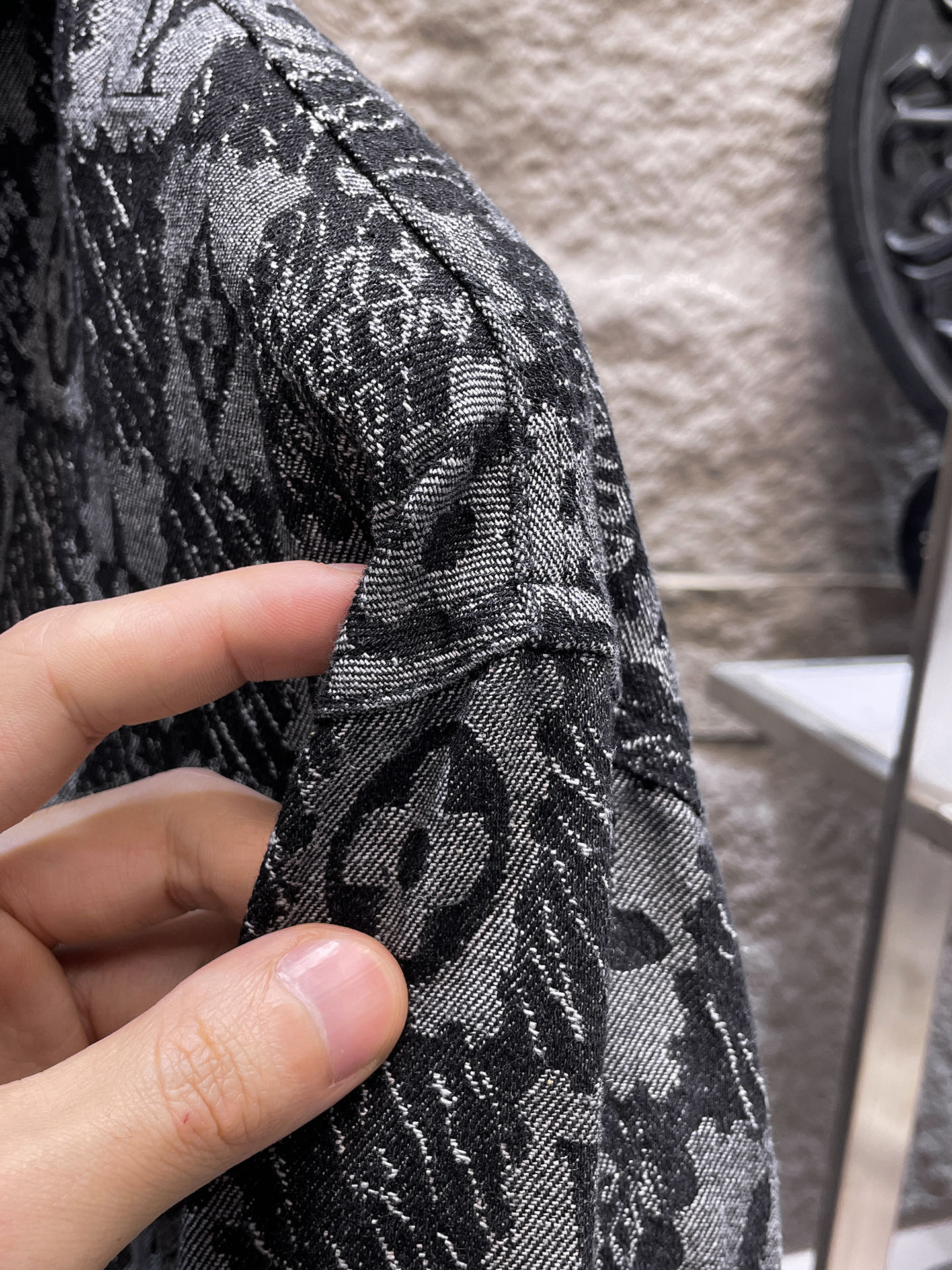 Louis Vuitton Basic Clothing M-l-xl