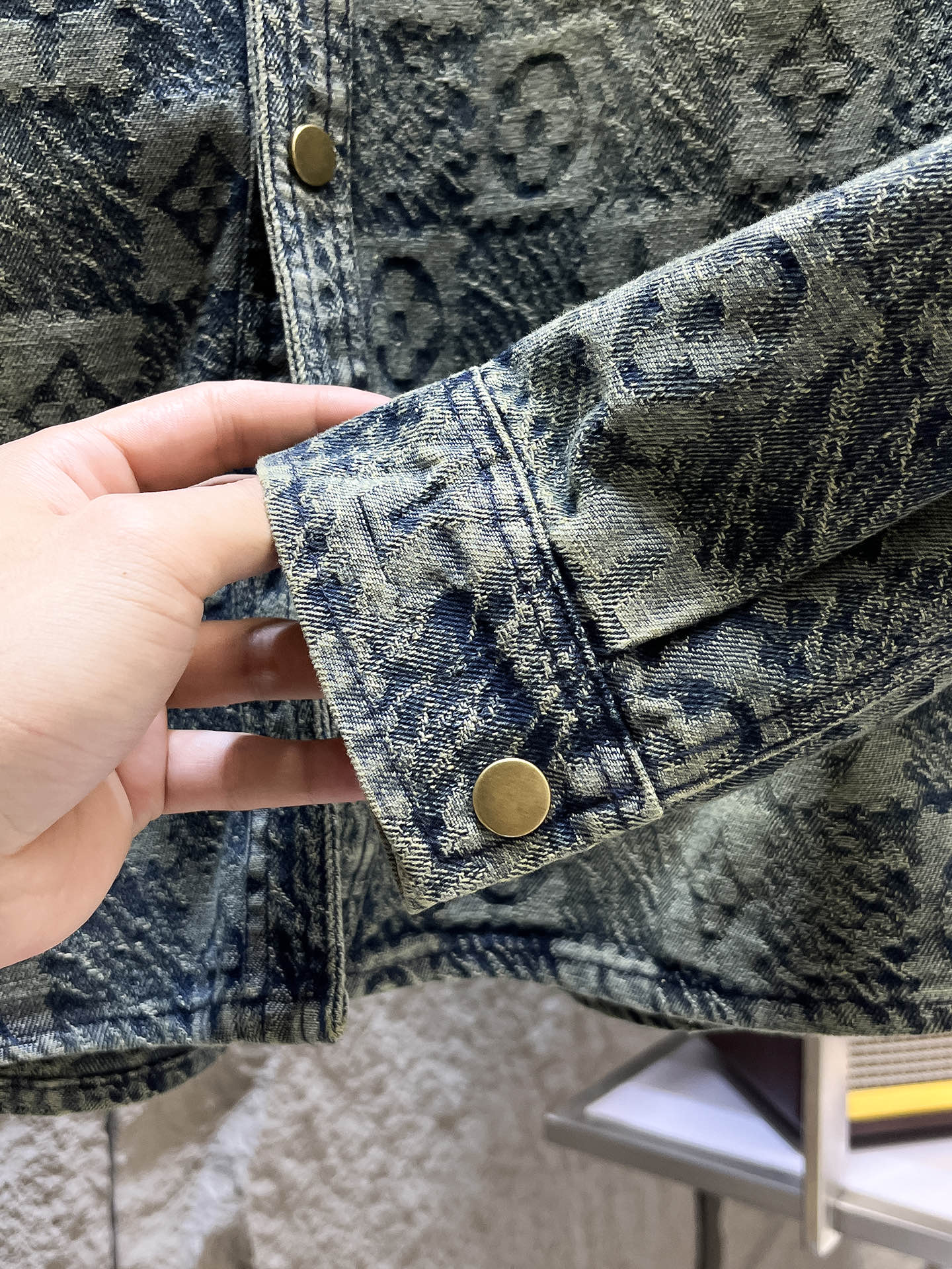 Louis Vuitton Basic Clothing M-l-xl