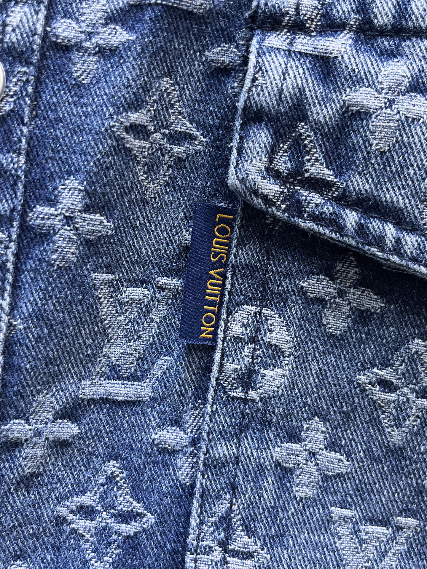 Louis Vuitton Basic Clothing M-l-xl