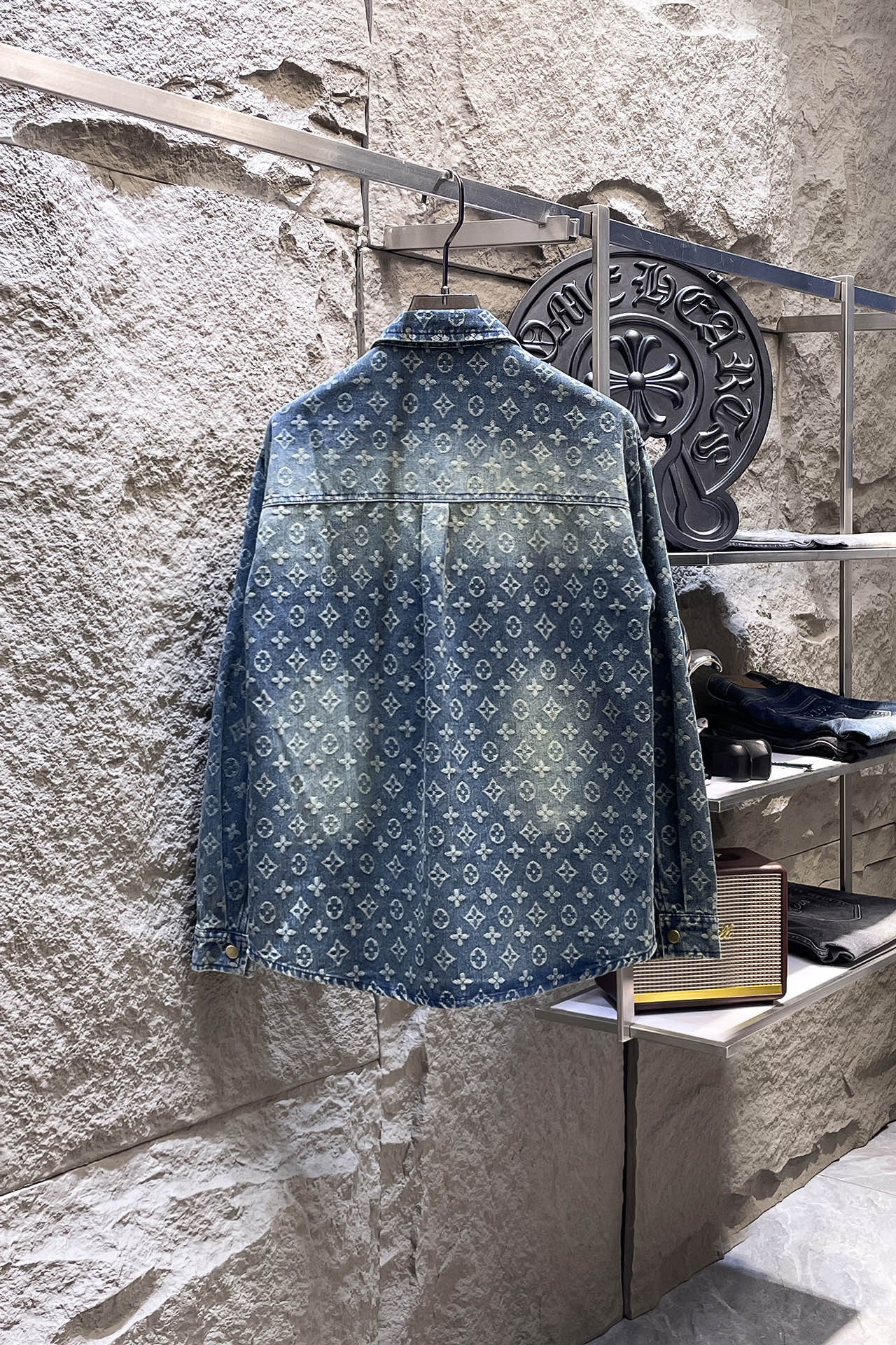 Louis Vuitton Basic Clothing M-l-xl