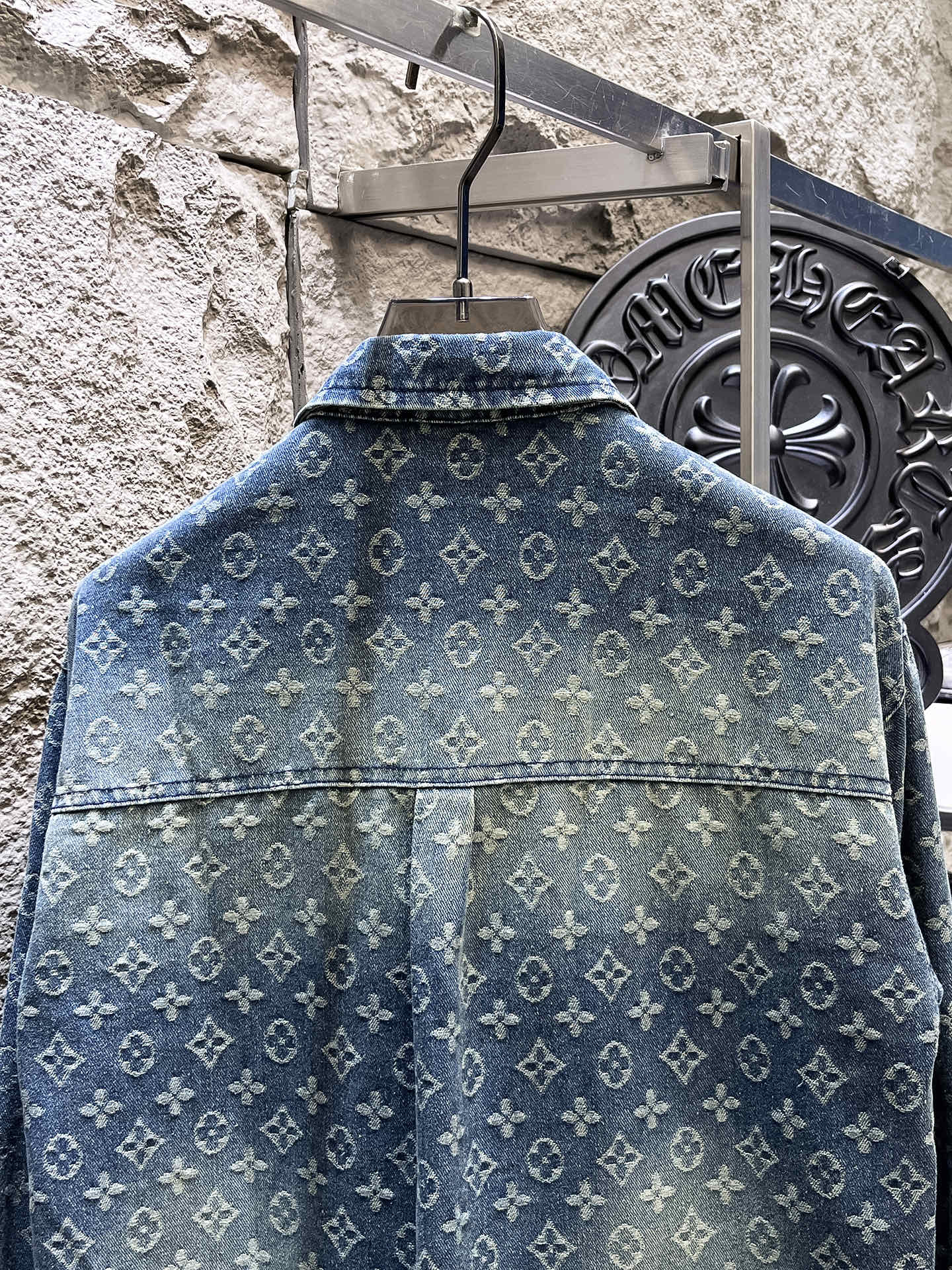 Louis Vuitton Basic Clothing M-l-xl