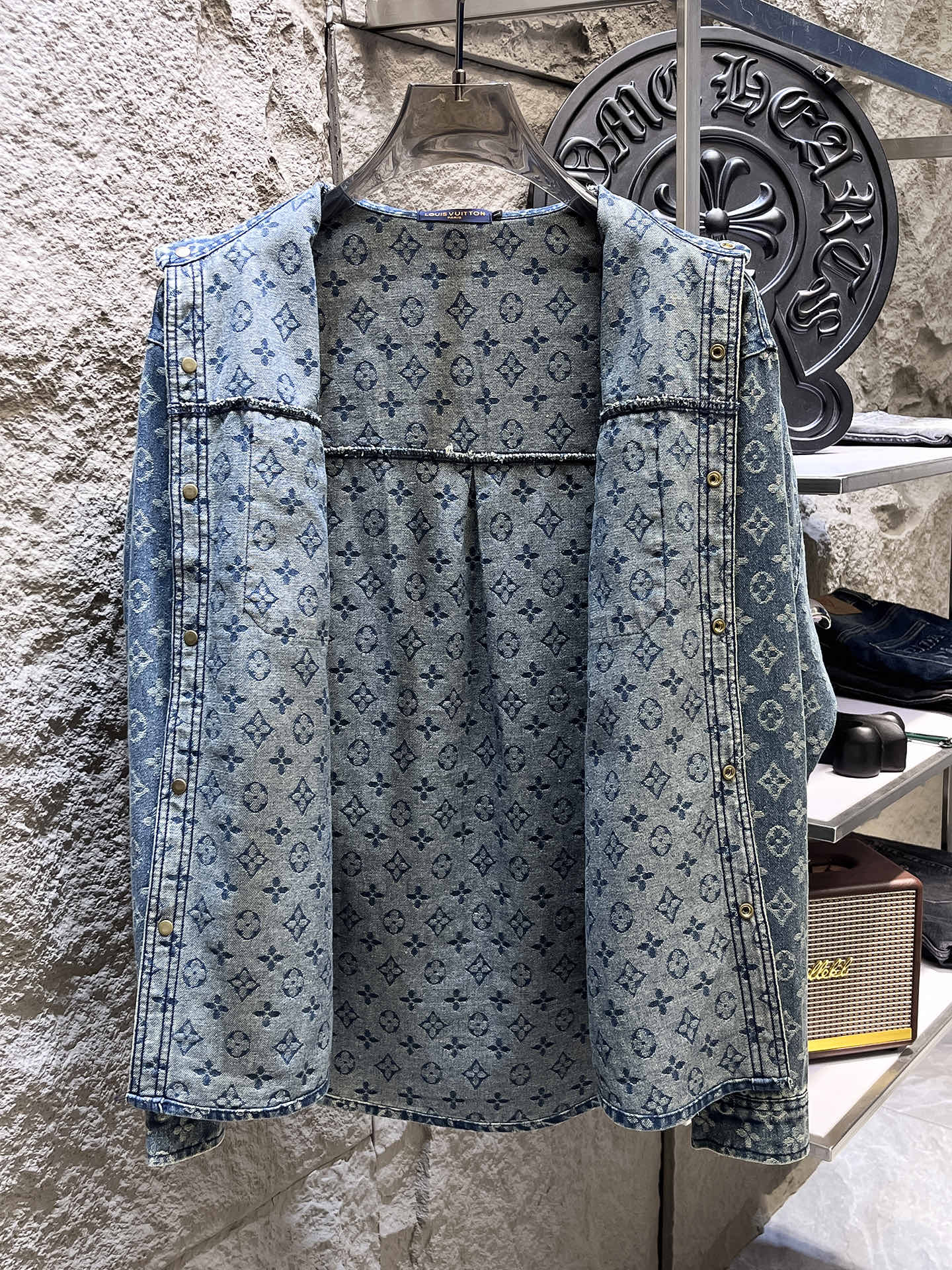 Louis Vuitton Basic Clothing M-l-xl