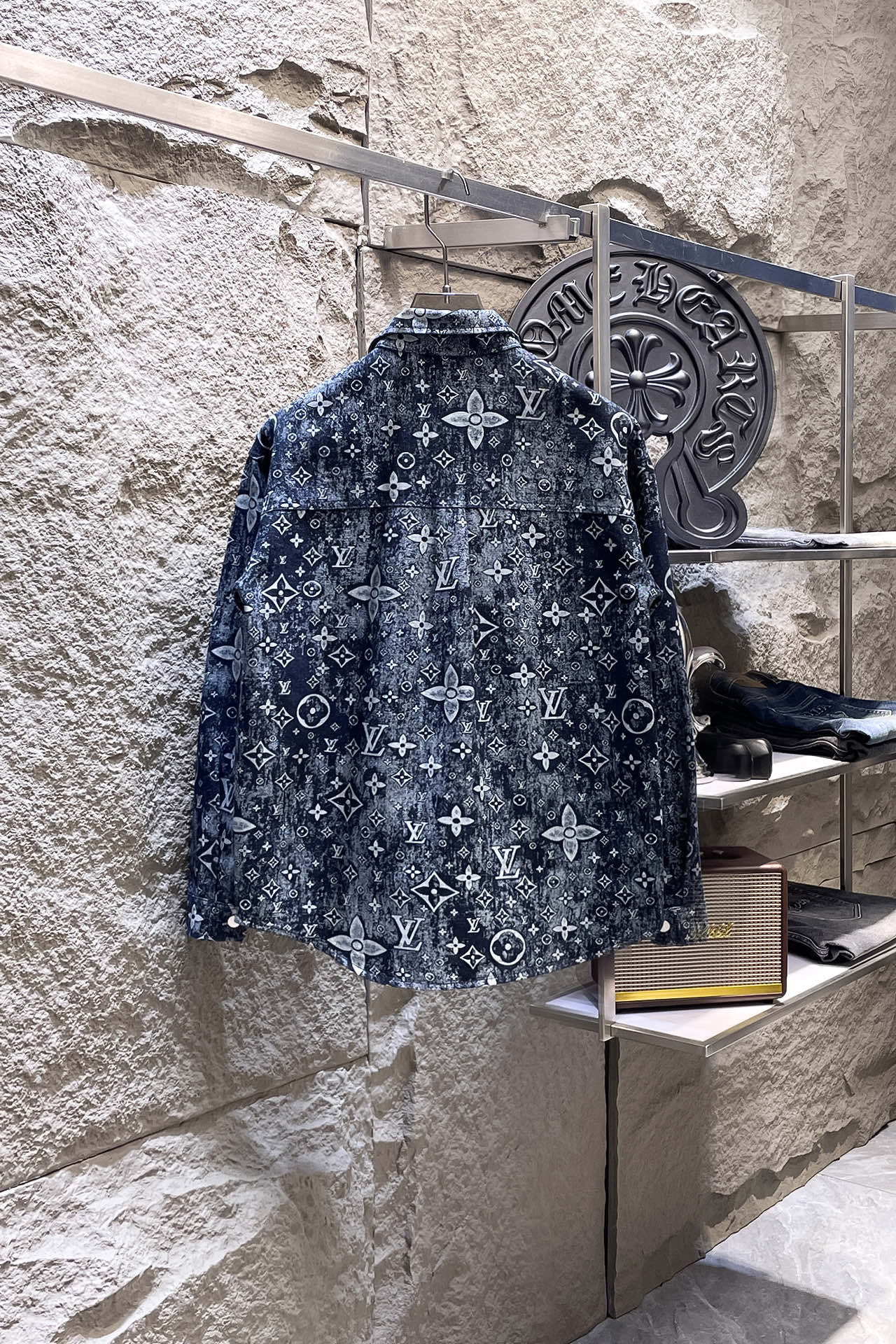 Louis Vuitton Basic Clothing M-l-xl