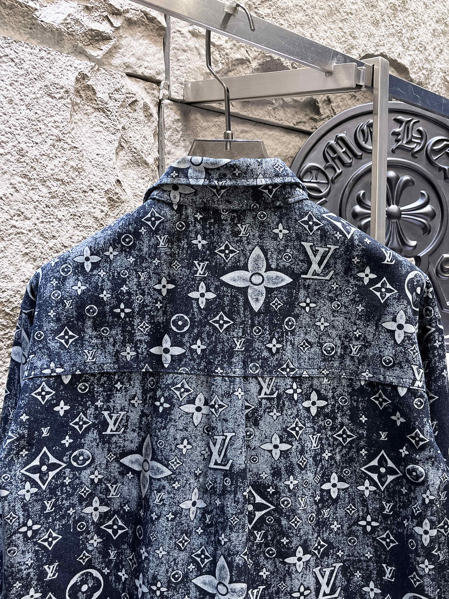 Louis Vuitton Basic Clothing M-l-xl