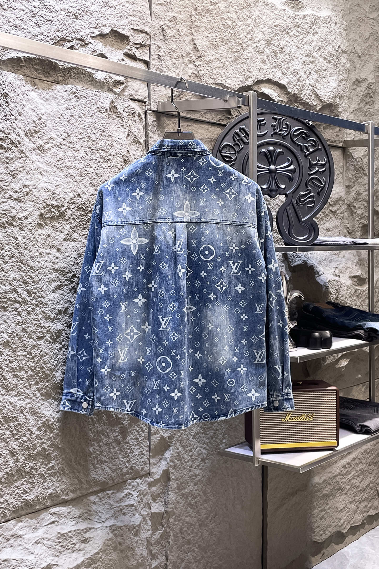 Louis Vuitton Basic Clothing M-l-xl