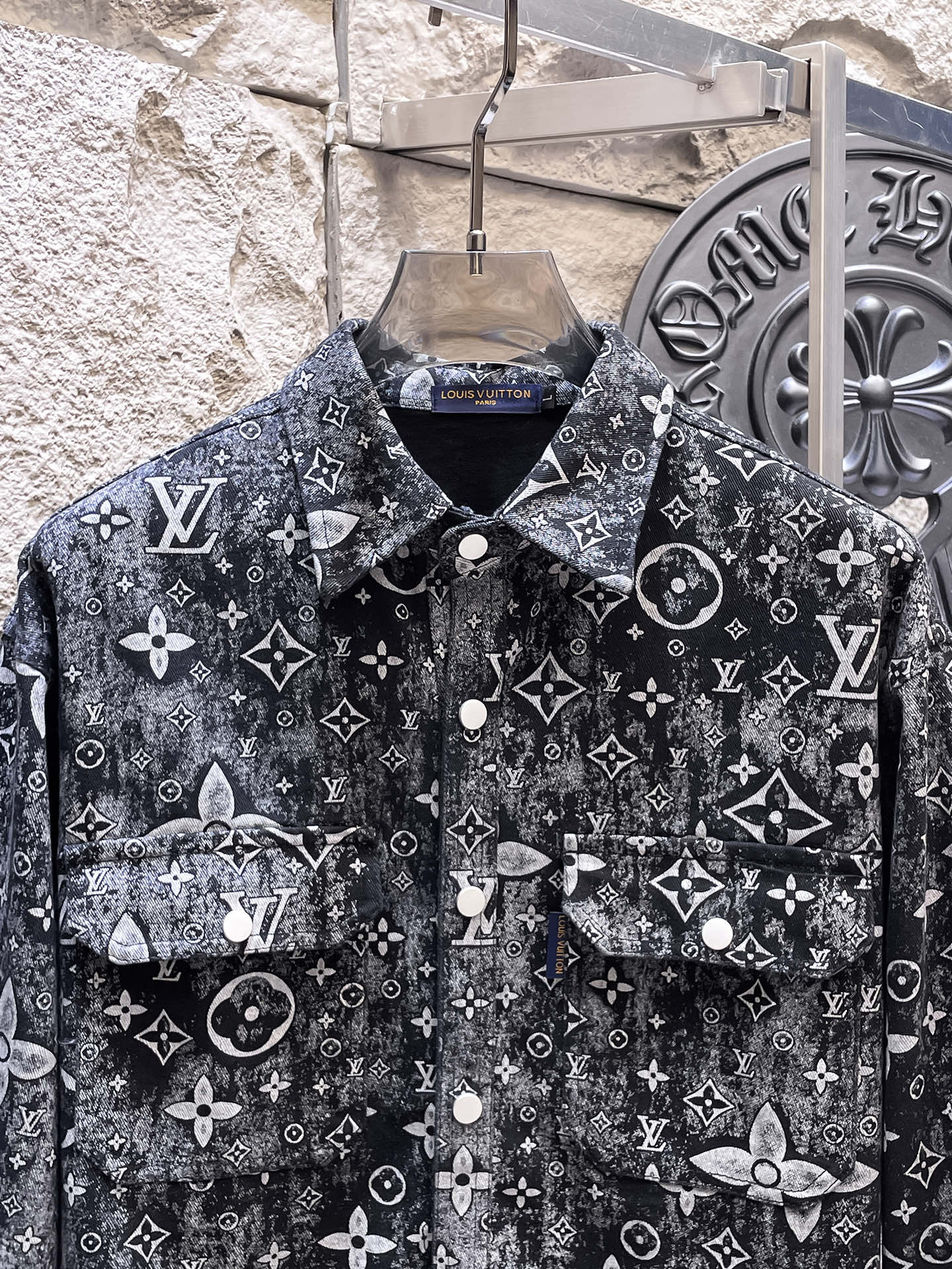 Louis Vuitton Basic Clothing M-l-xl