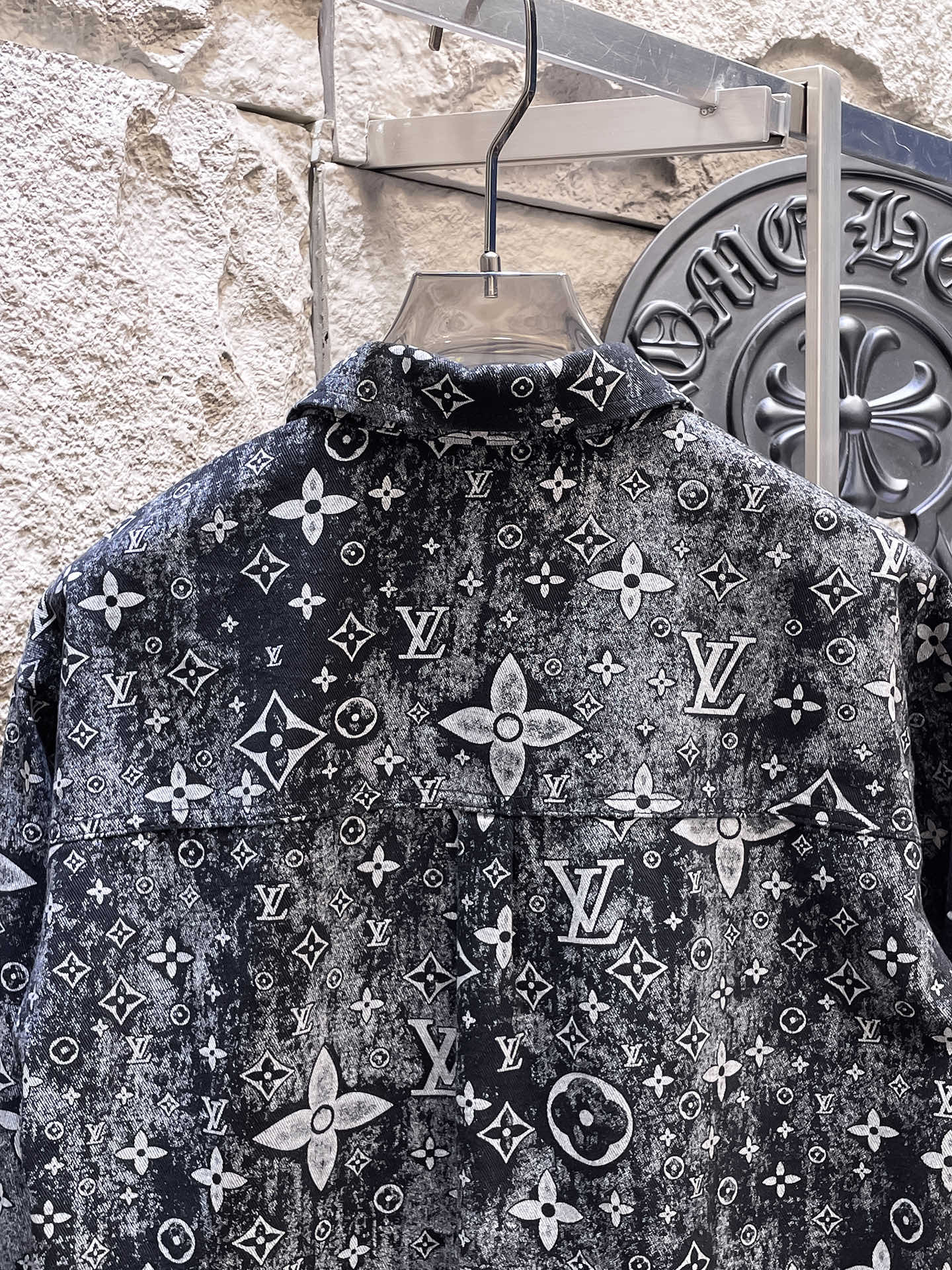 Louis Vuitton Basic Clothing M-l-xl