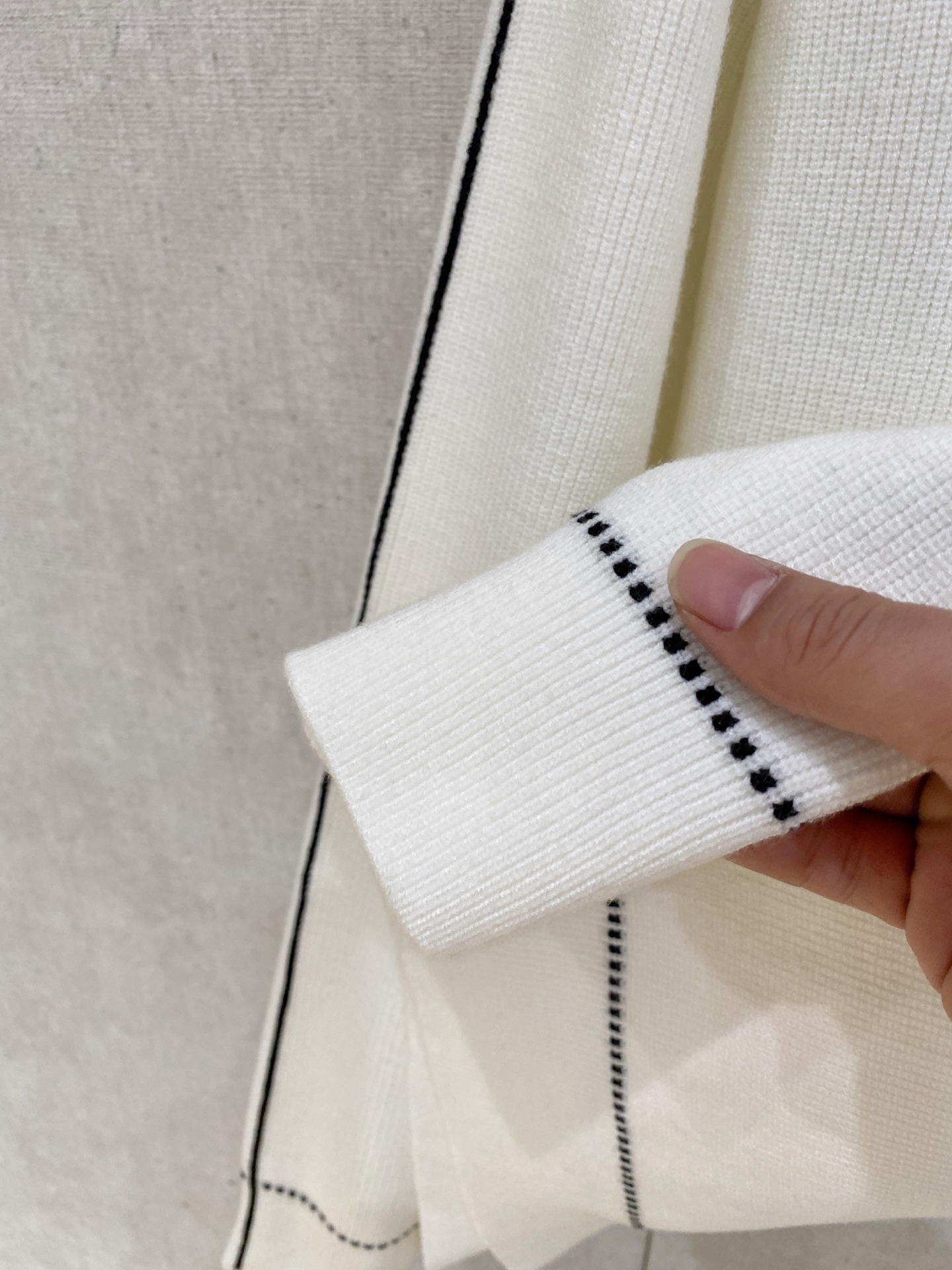 Louis Vuitton Basic Clothing Wool M-l-xl