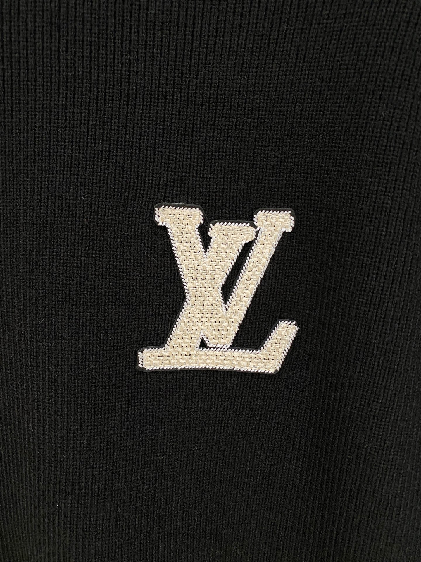Louis Vuitton Basic Clothing Wool M-l-xl