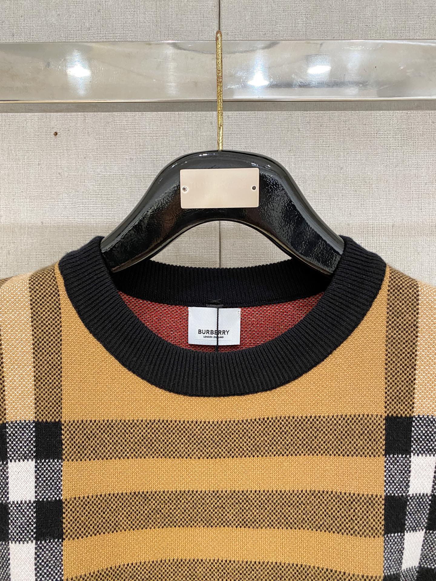 Burberry Basic Clothing Wool M-l-xl