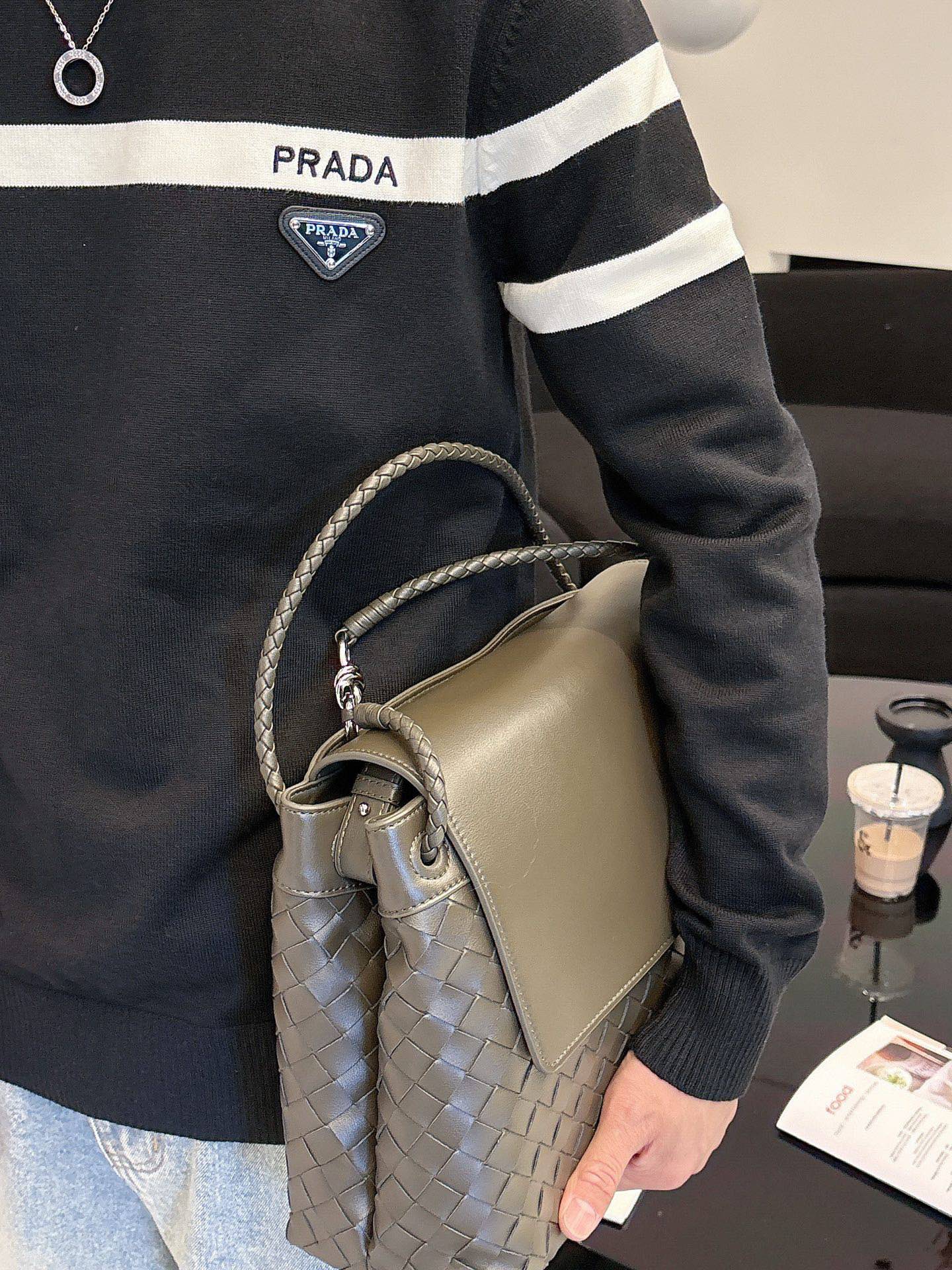 Prada Basic Clothing Wool M-xl