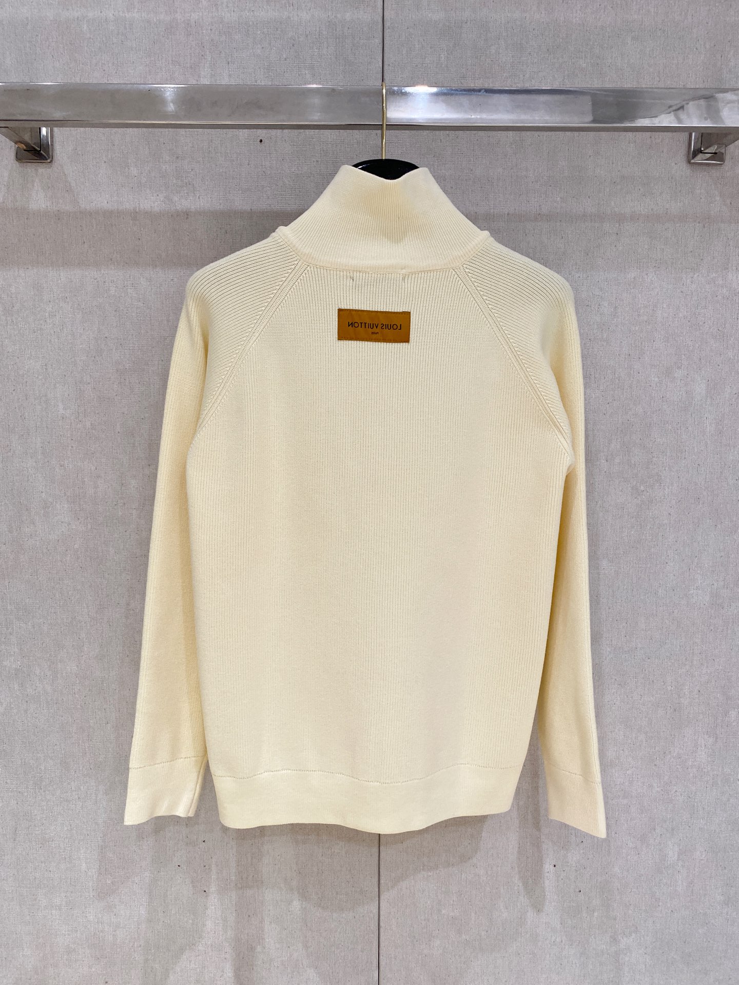 Louis Vuitton Basic Clothing Wool M-l-xl