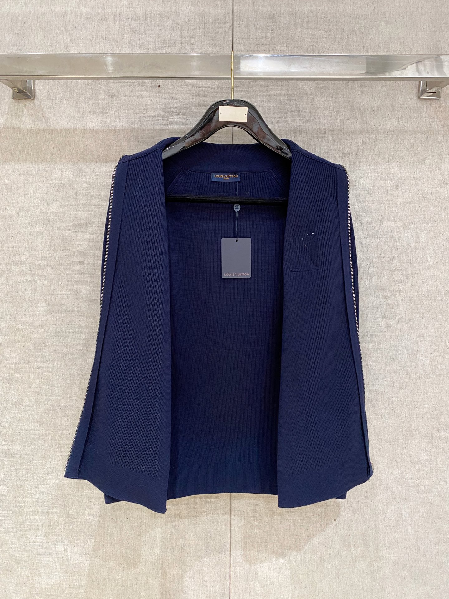 Louis Vuitton Basic Clothing Wool M-l-xl