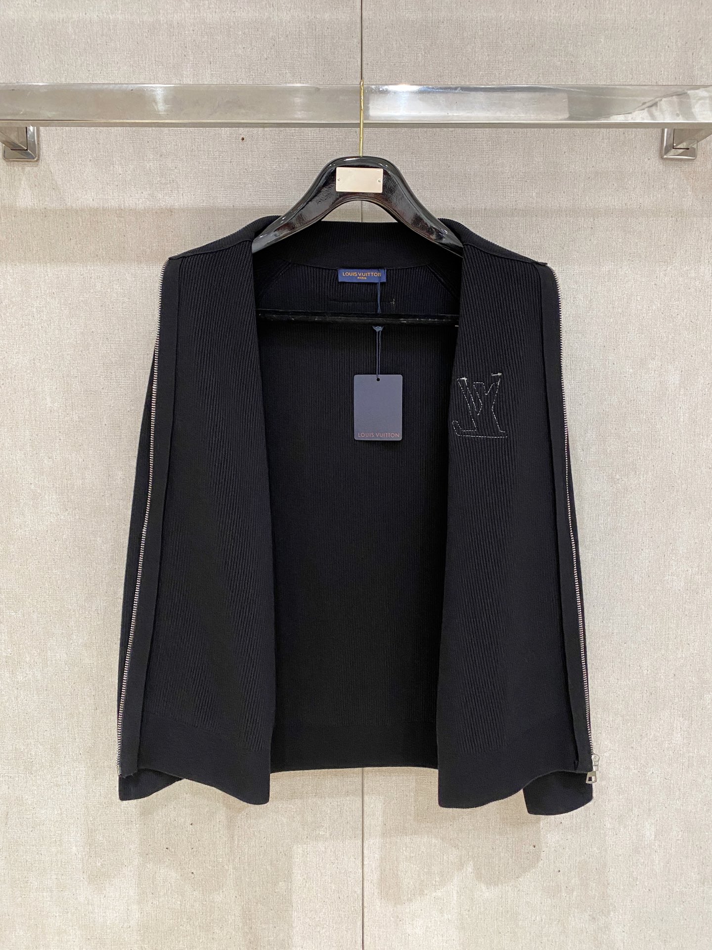 Louis Vuitton Basic Clothing Wool M-l-xl