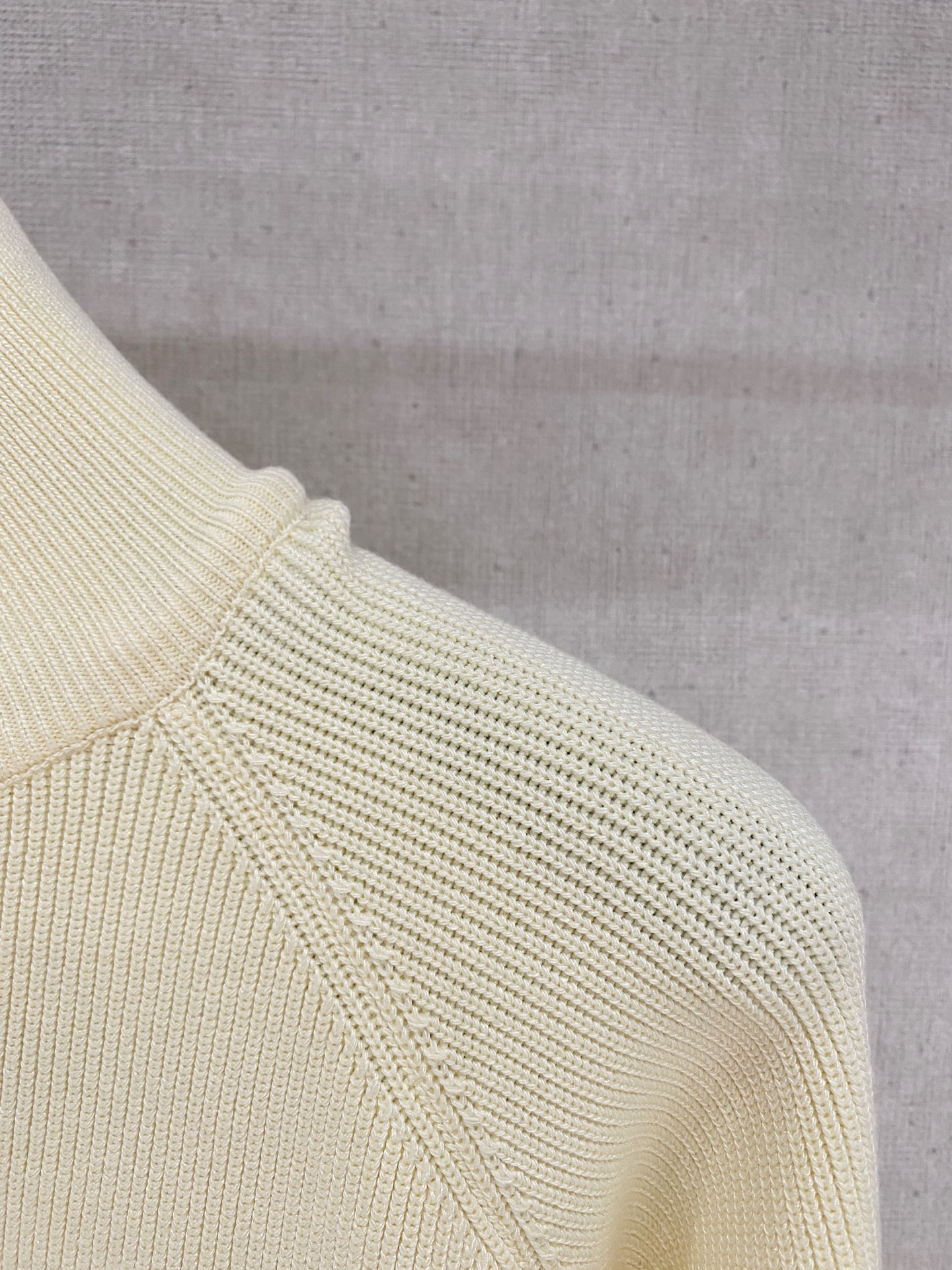 Prada Basic Clothing Wool M-l-xl
