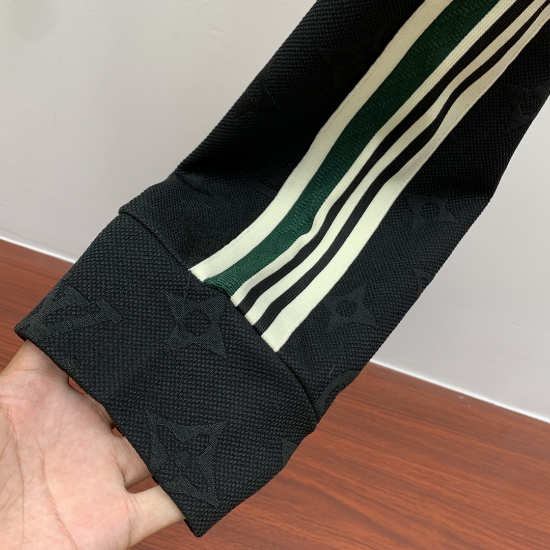 Louis Vuitton Male Basic Clothing M-l-xl