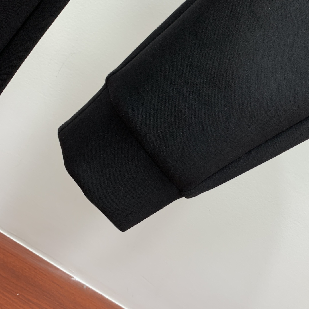 Prada Male Basic Clothing M-xl