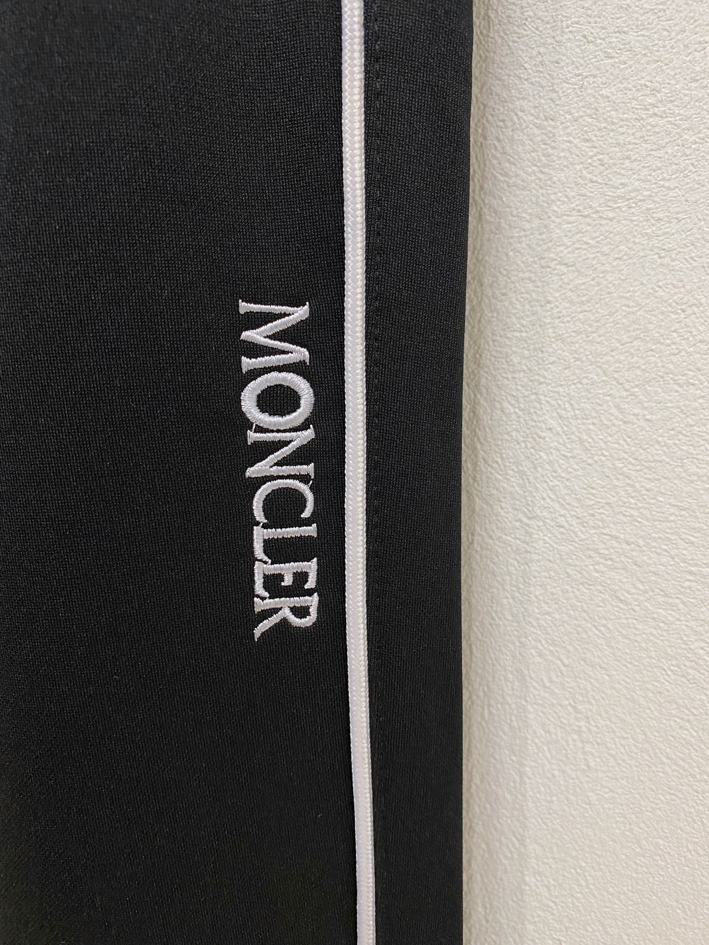 Moncler Male Basic Clothing M-l-xl