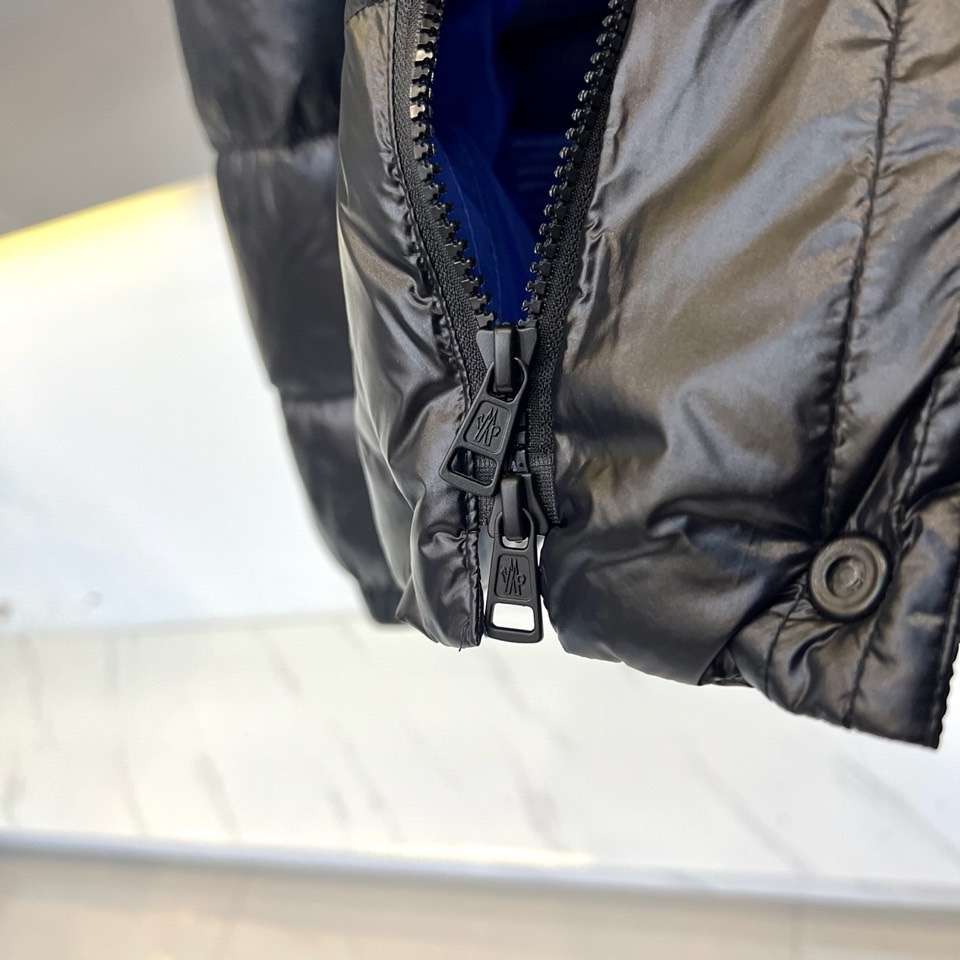 Moncler Down Jacket Goose Down White M-l-xl