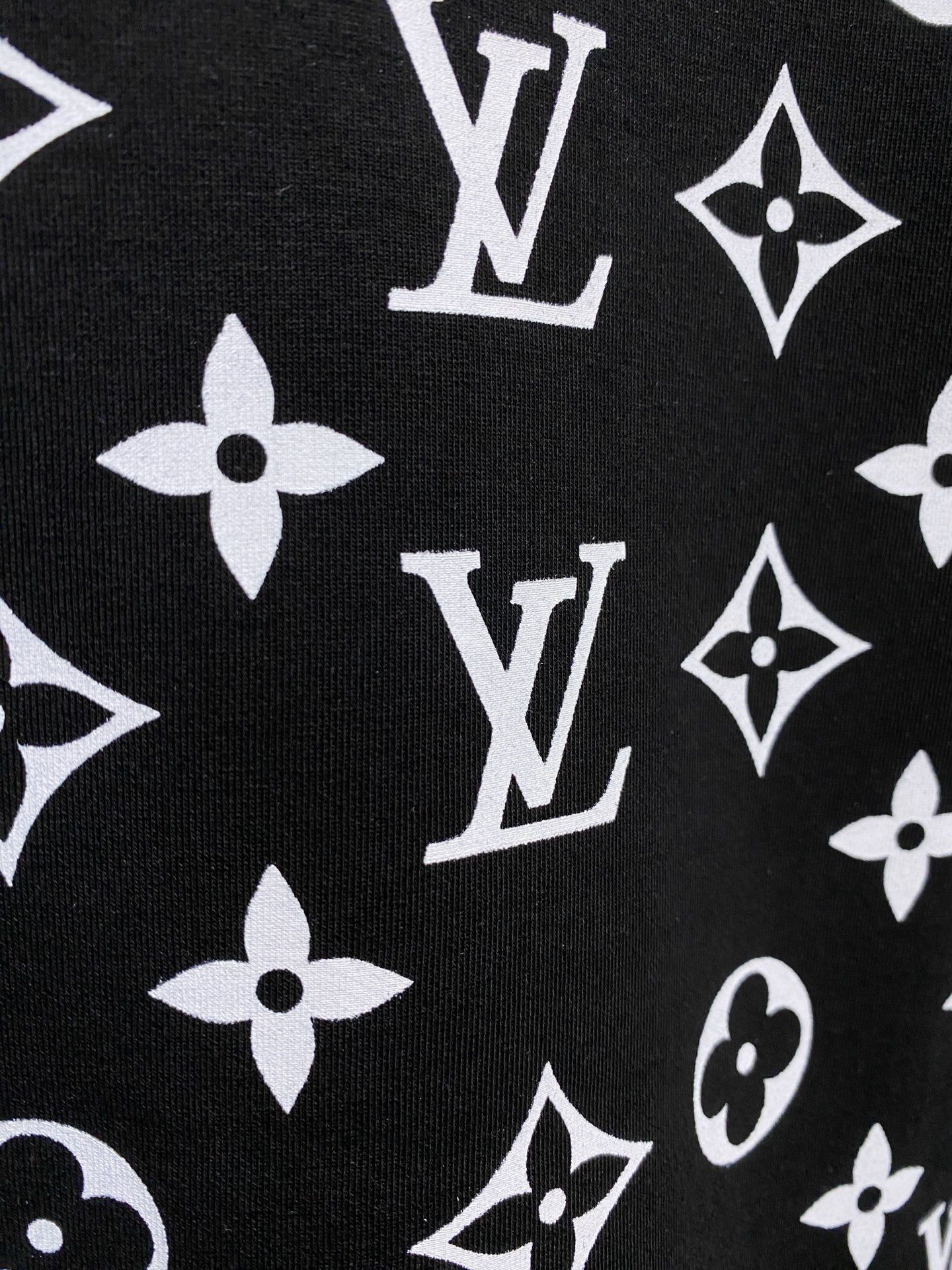 Louis Vuitton Male Hoodie Cotton Black Xs-s-m-l