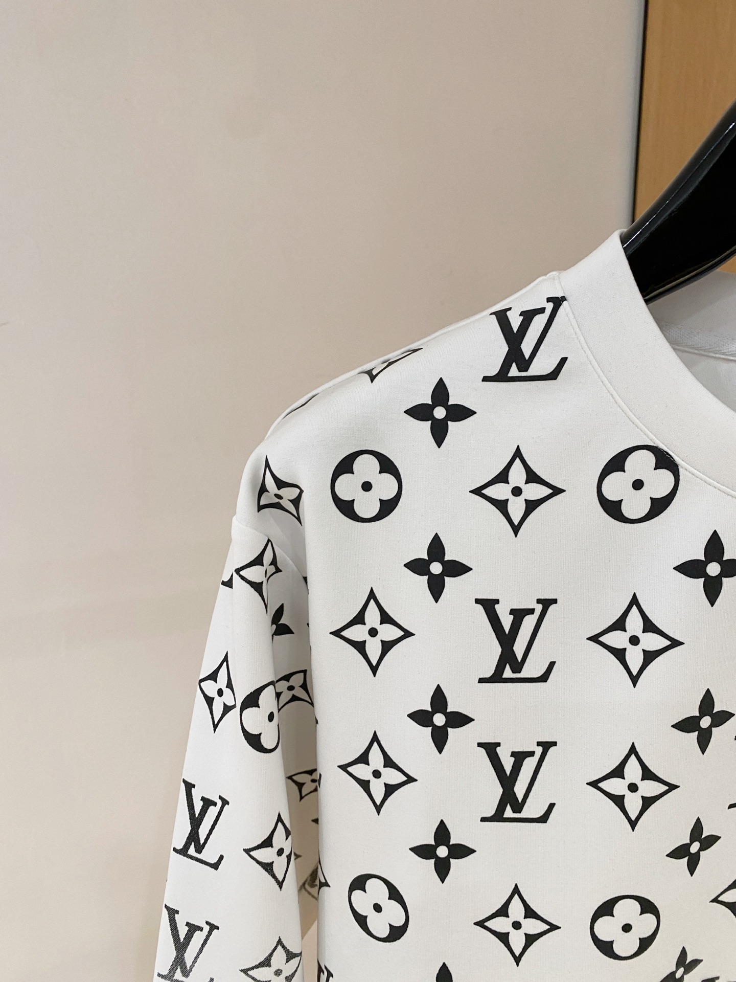 Louis Vuitton Male Hoodie Cotton Black Xs-s-m-l
