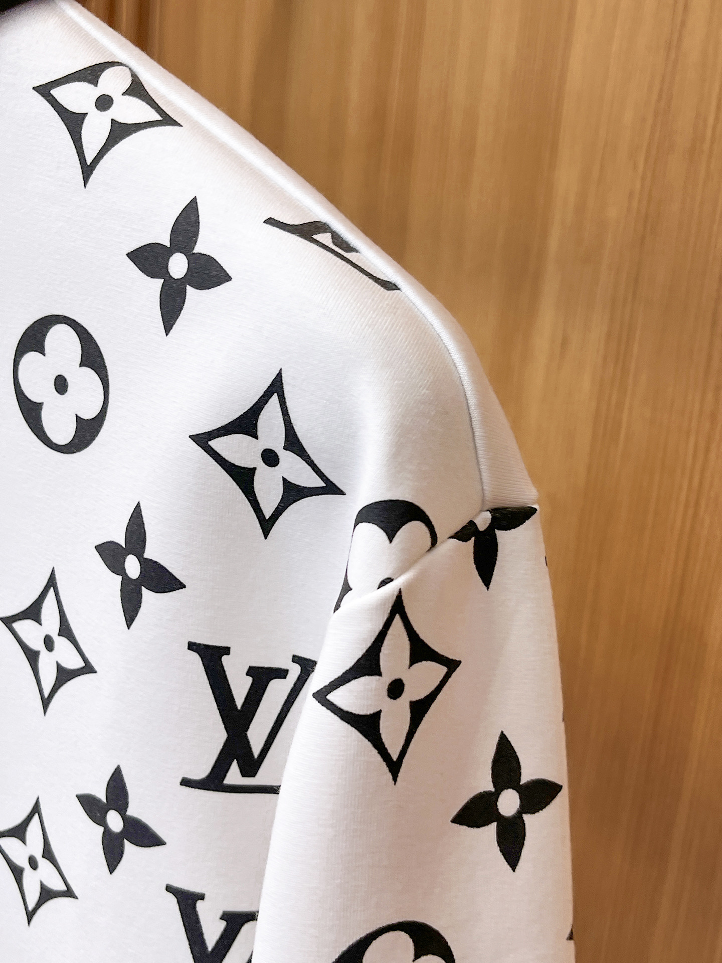 Louis Vuitton Male Hoodie Cotton Black Xs-s-m-l