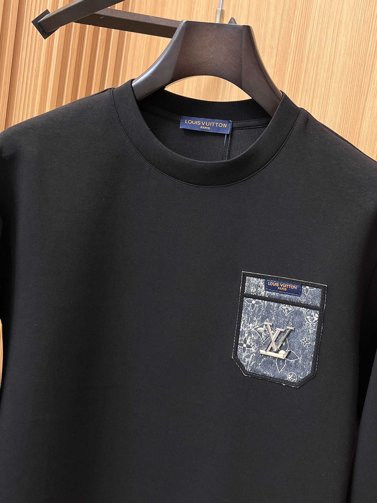 Louis Vuitton Male Hoodie Cotton Black Xs-s-m-l