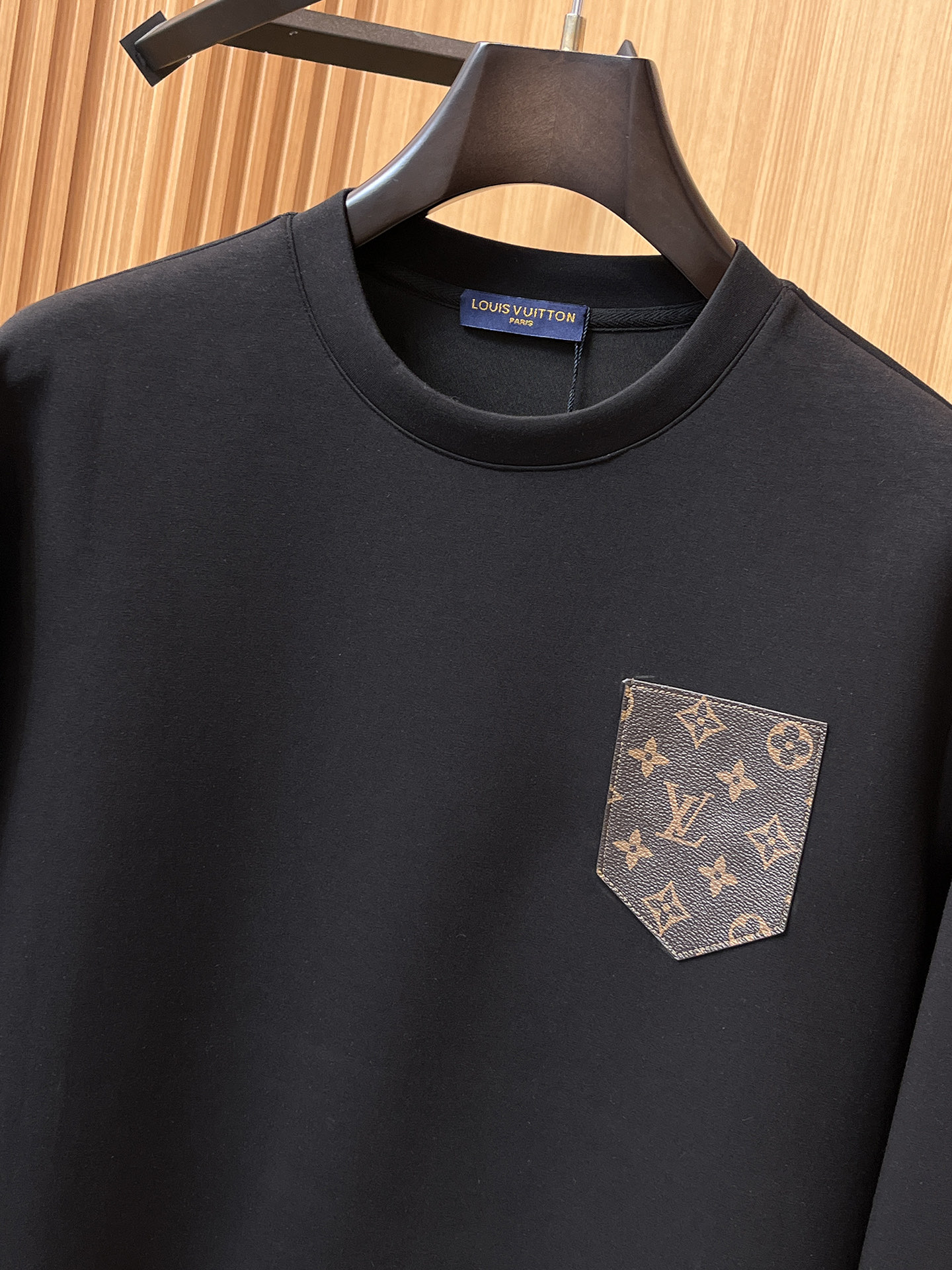 Louis Vuitton Male Hoodie Cotton Black Xs-s-m-l