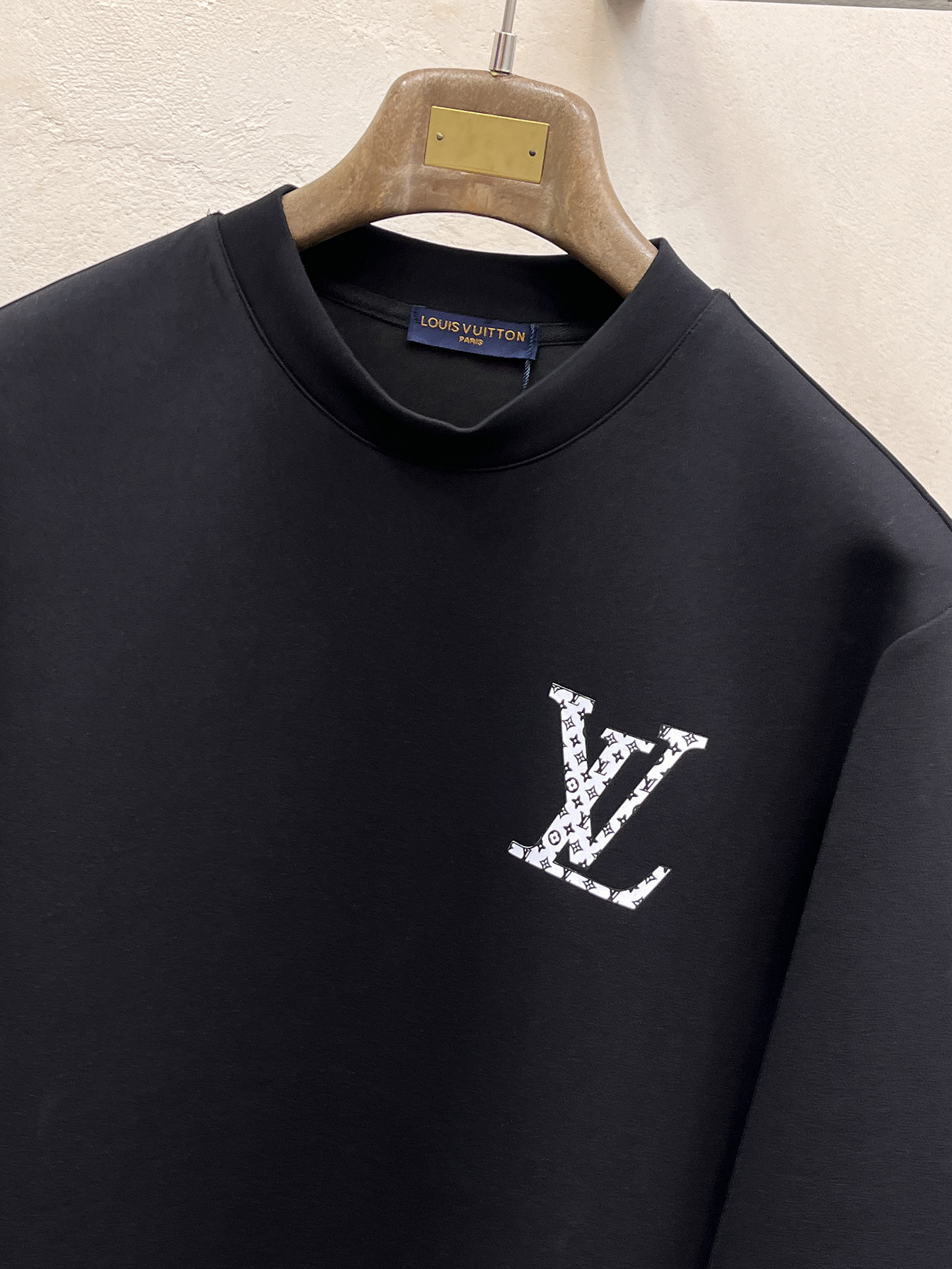 Louis Vuitton Male Hoodie Cotton Black Xs-s-m-l