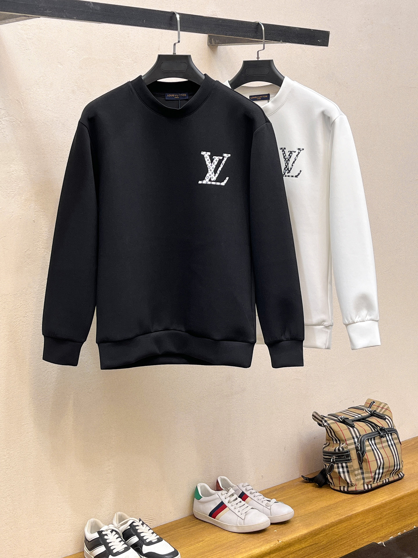 Louis Vuitton Male Hoodie Cotton Black Xs-s-m-l