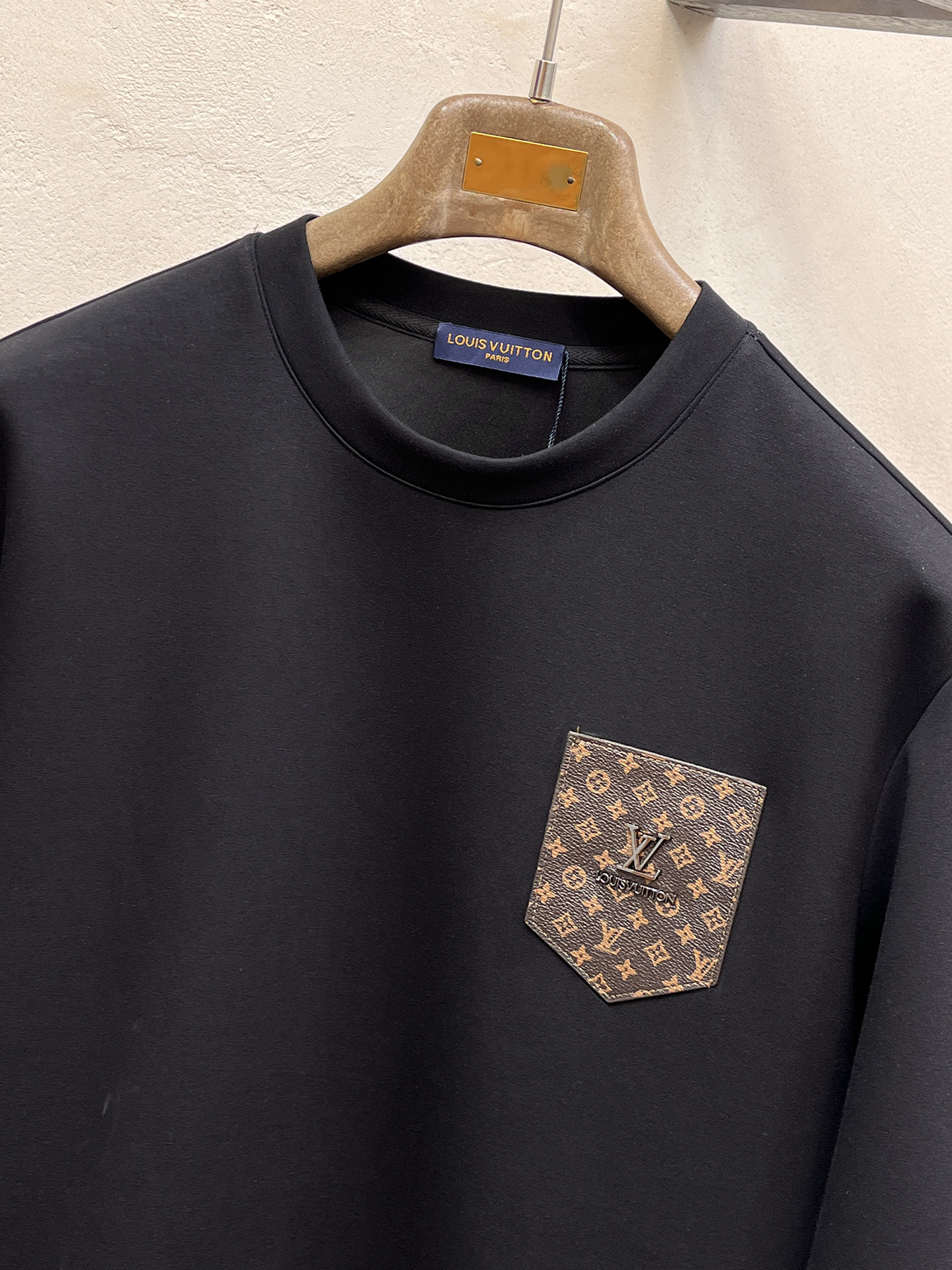 Louis Vuitton Male Hoodie Cotton Black Xs-s-m-l