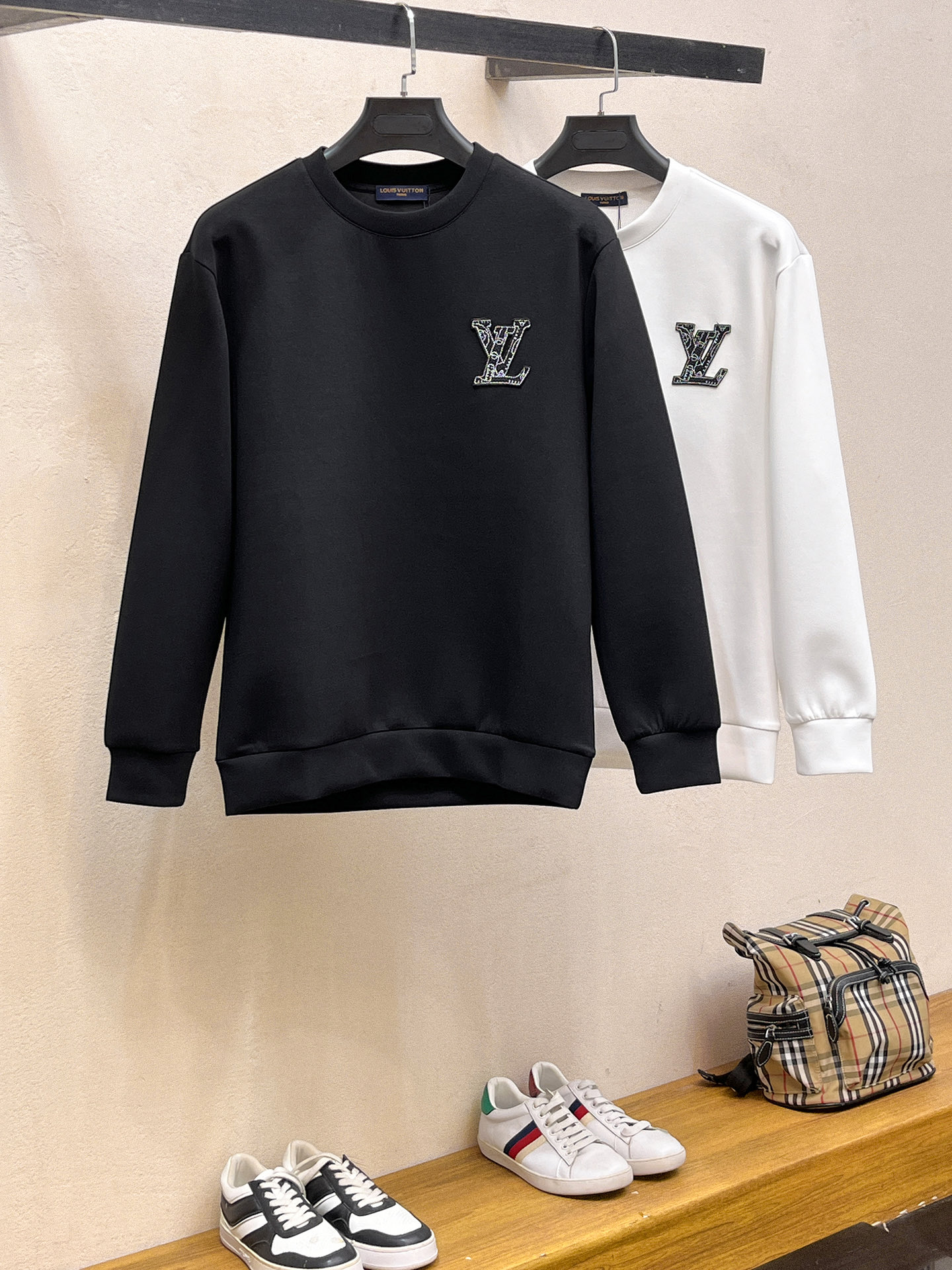 Louis Vuitton Male Hoodie Cotton Black Xs-s-m-l