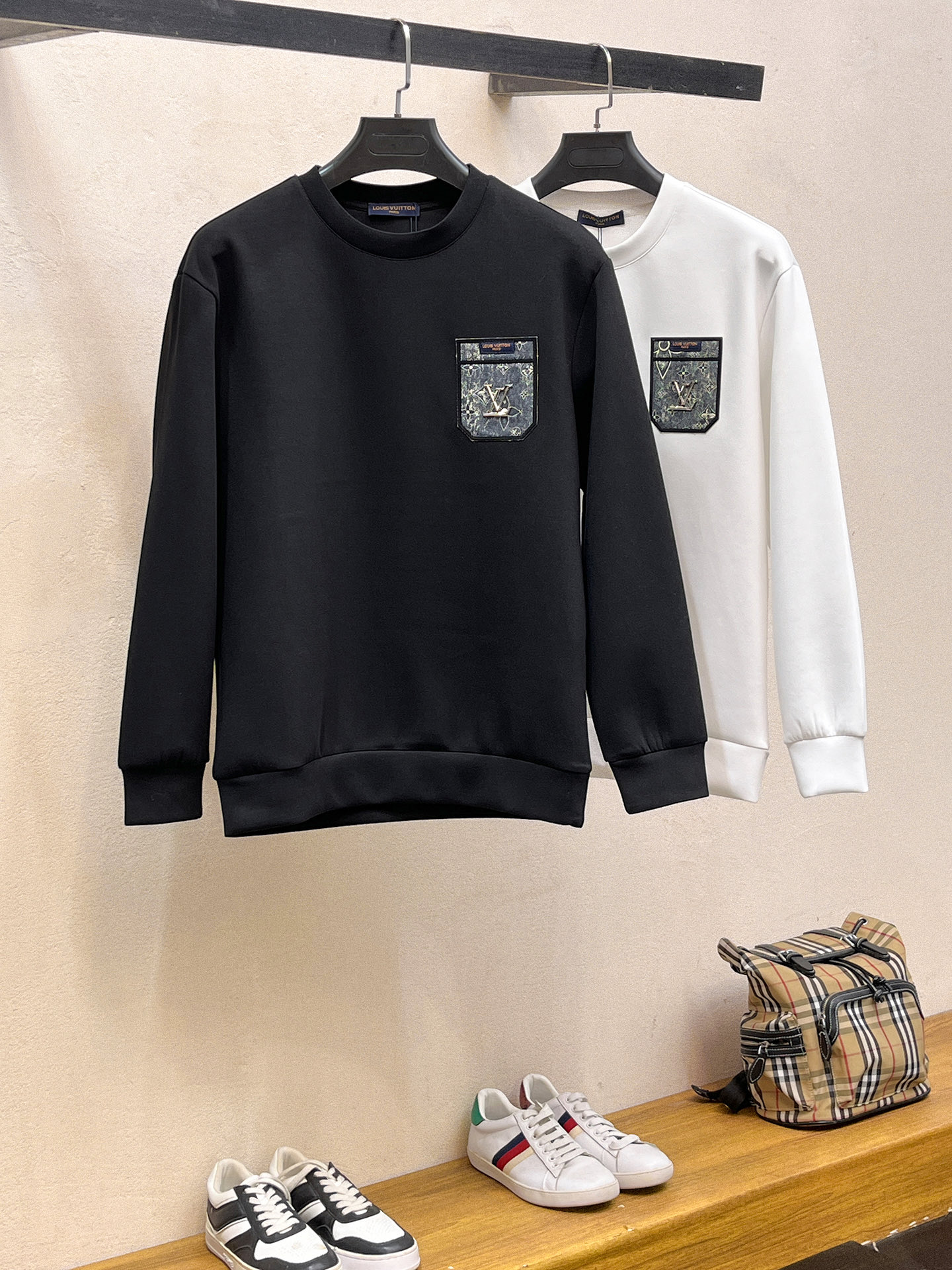 Louis Vuitton Male Hoodie Cotton Black Xs-s-m-l