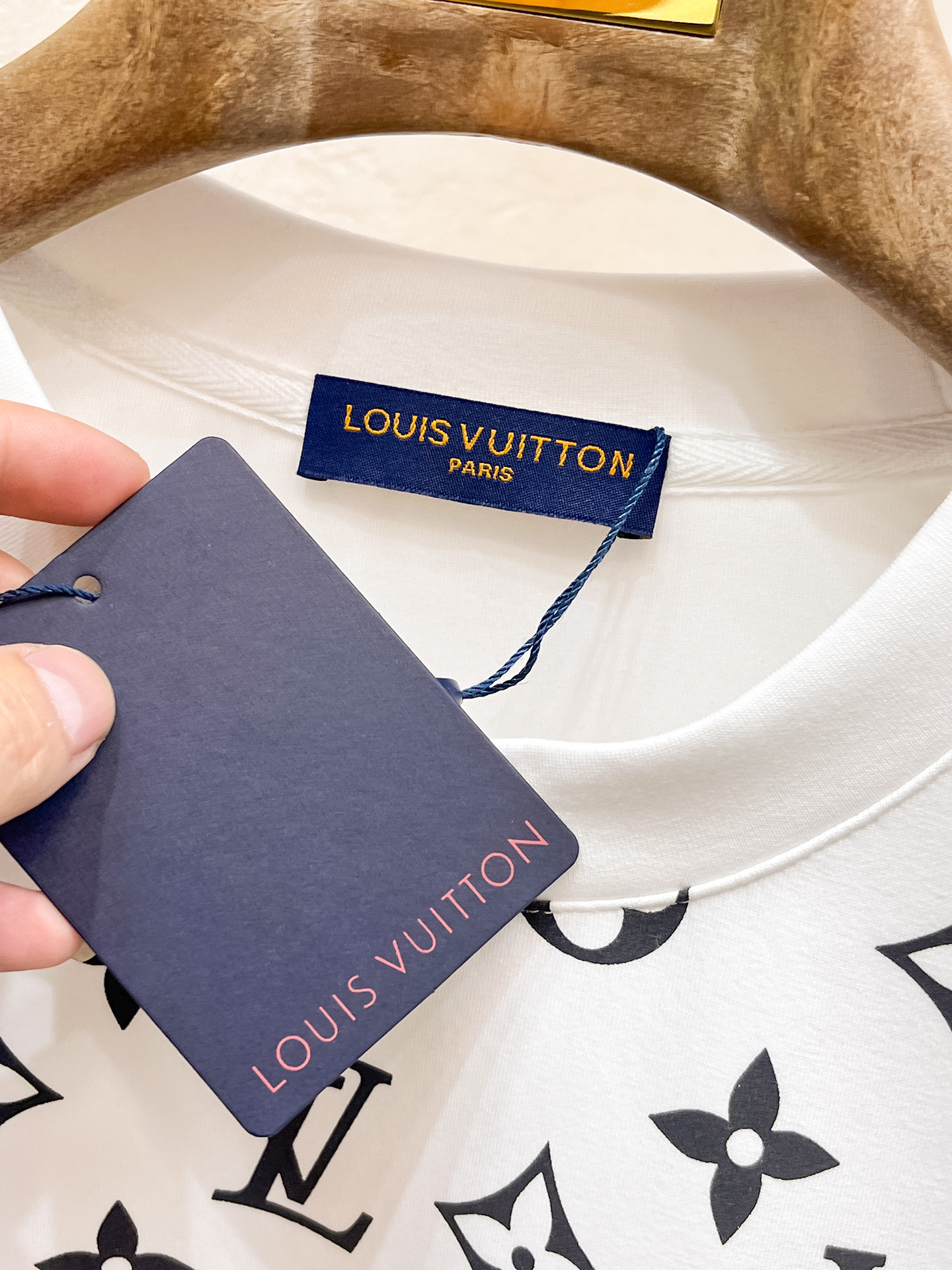Louis Vuitton Male Hoodie Cotton Black Xs-s-m-l