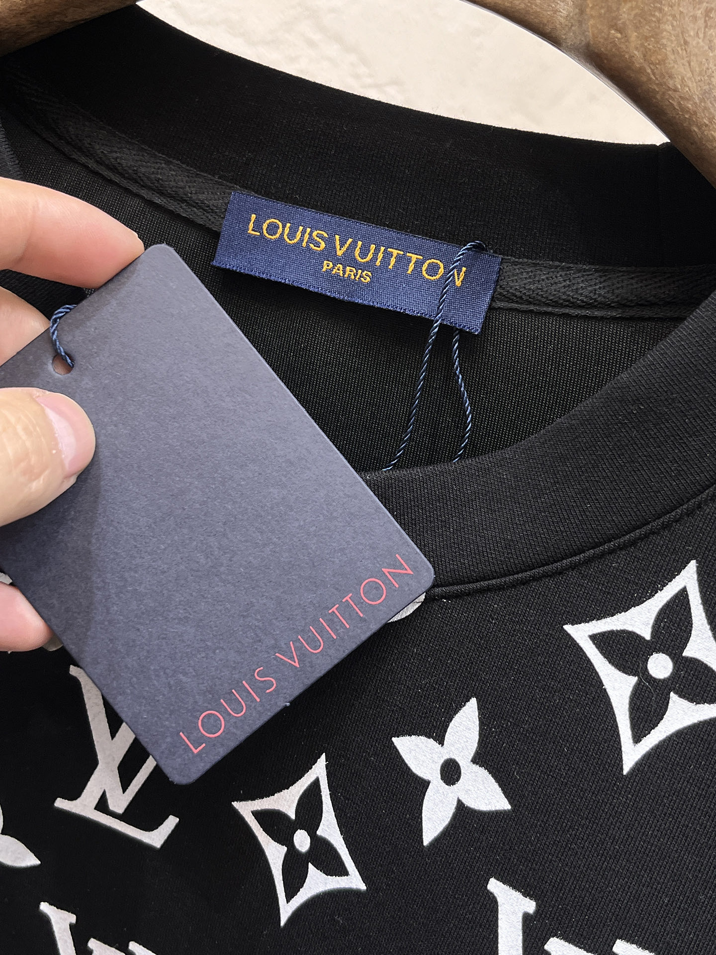 Louis Vuitton Male Hoodie Cotton Black Xs-s-m-l