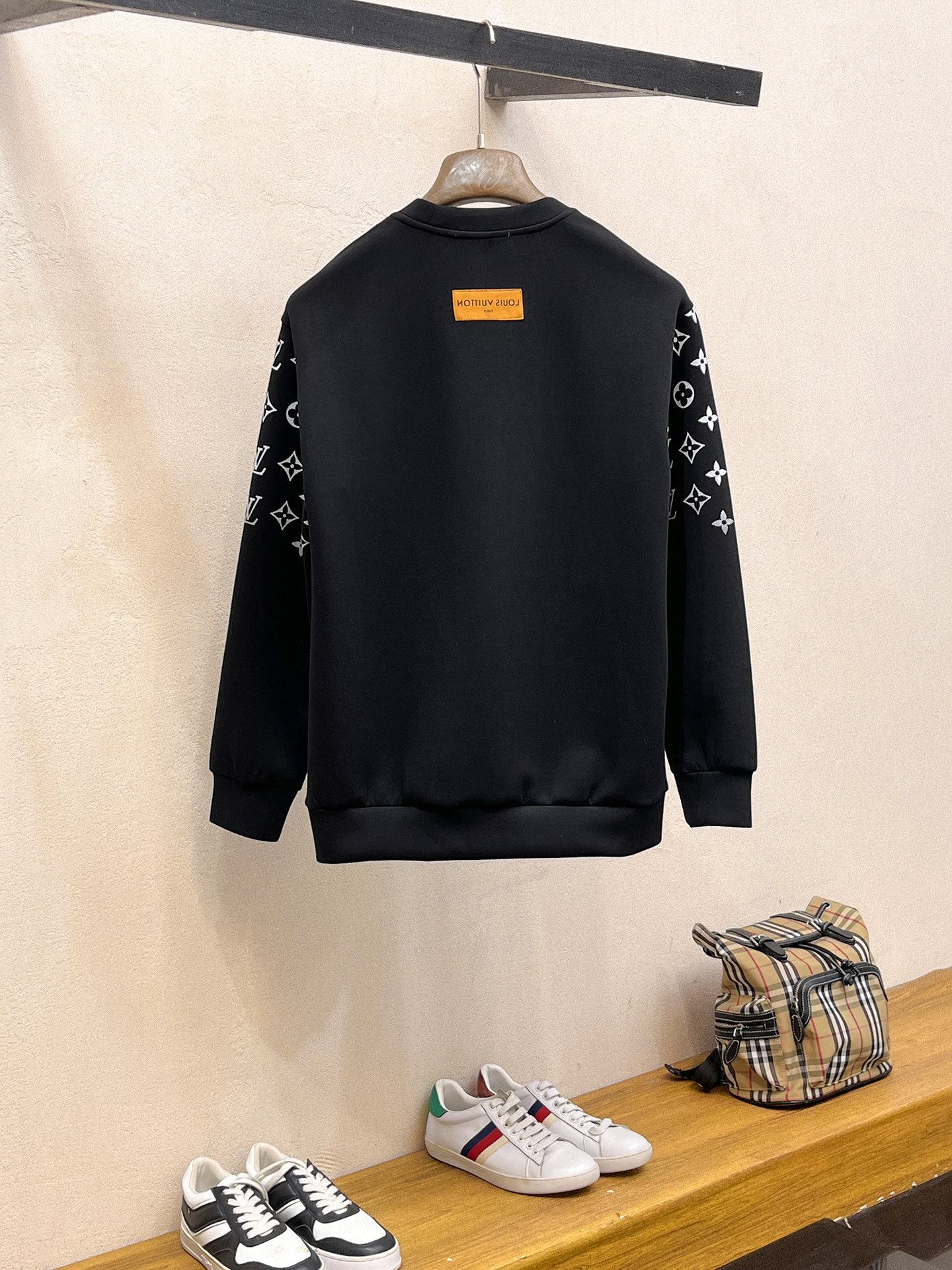 Louis Vuitton Male Hoodie Cotton Black Xs-s-m-l