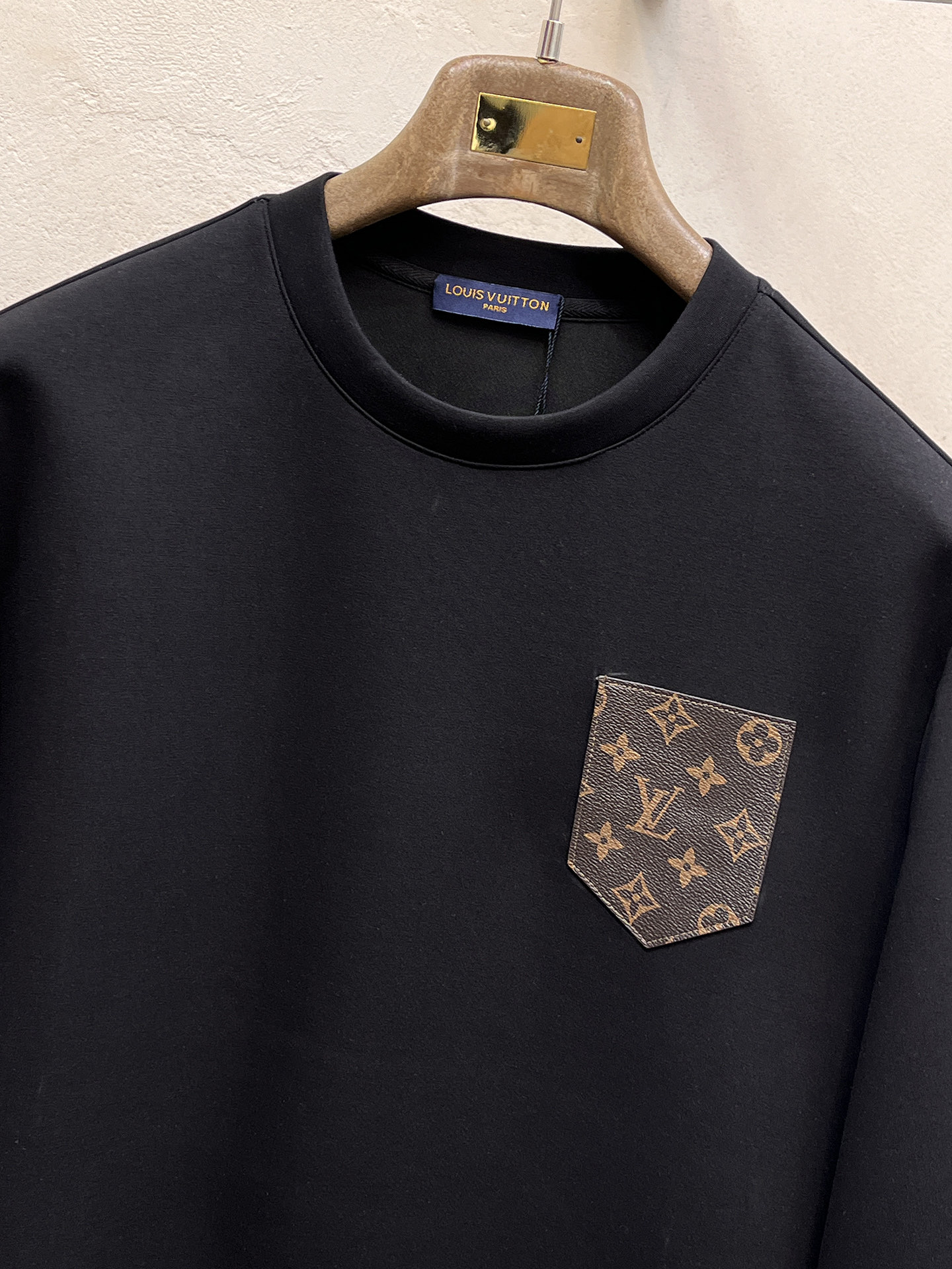 Louis Vuitton Male Hoodie Cotton Black Xs-s-m-l