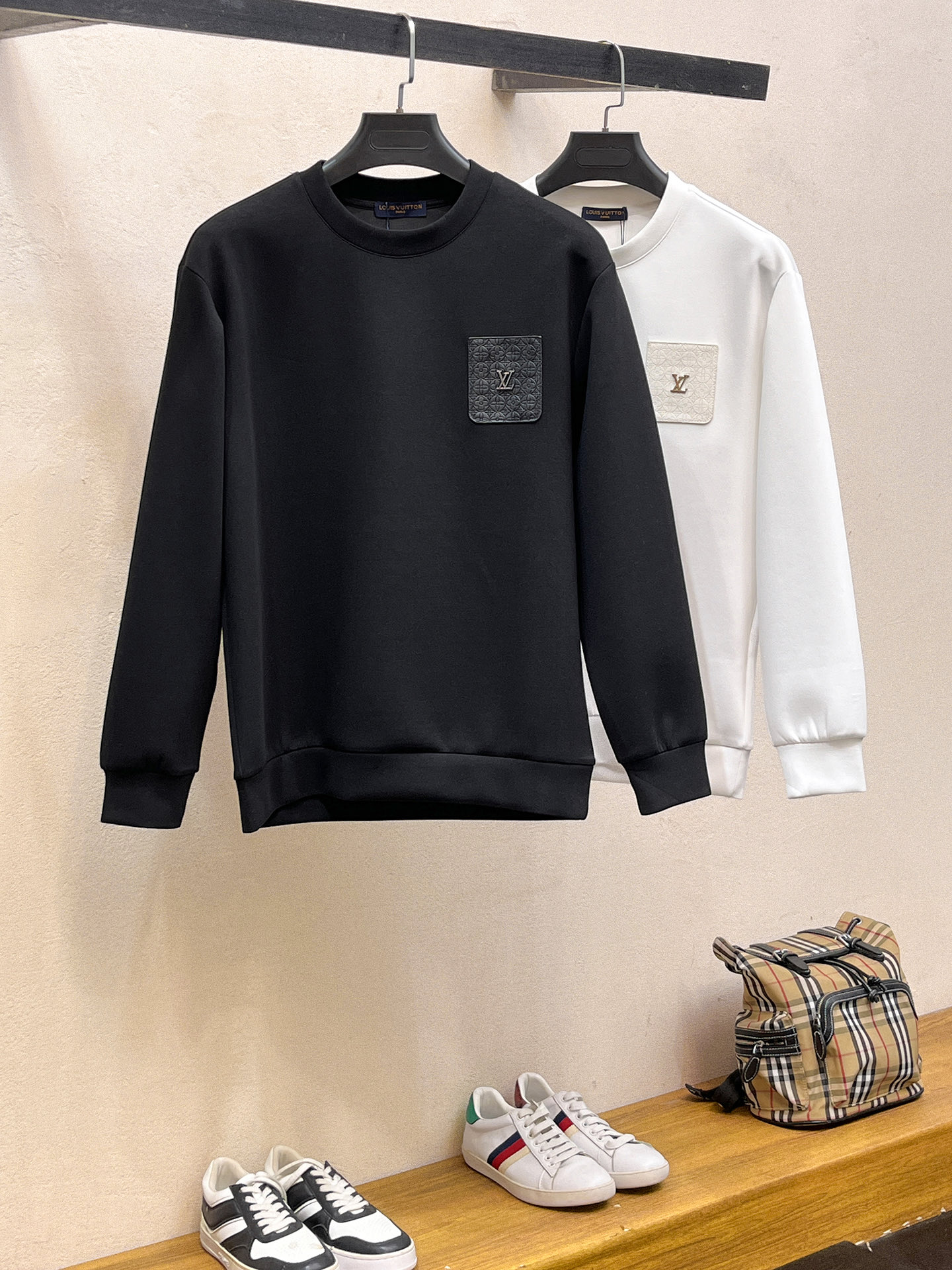 Louis Vuitton Male Hoodie Cotton Black Xs-s-m-l
