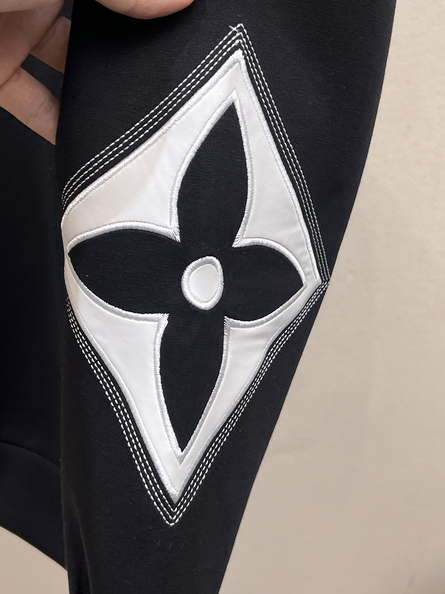 Louis Vuitton Male Hoodie Cotton Black Xs-s-m-l