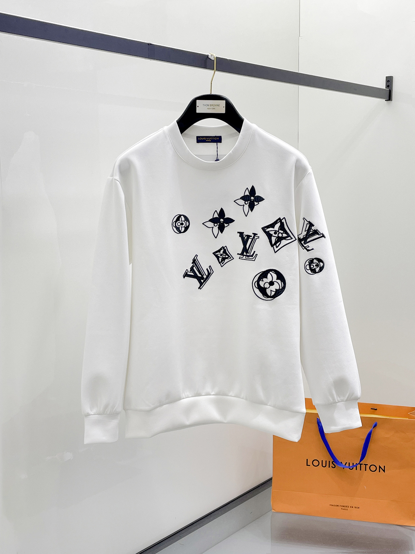 Louis Vuitton Male Hoodie Cotton Black Xs-s-m-l