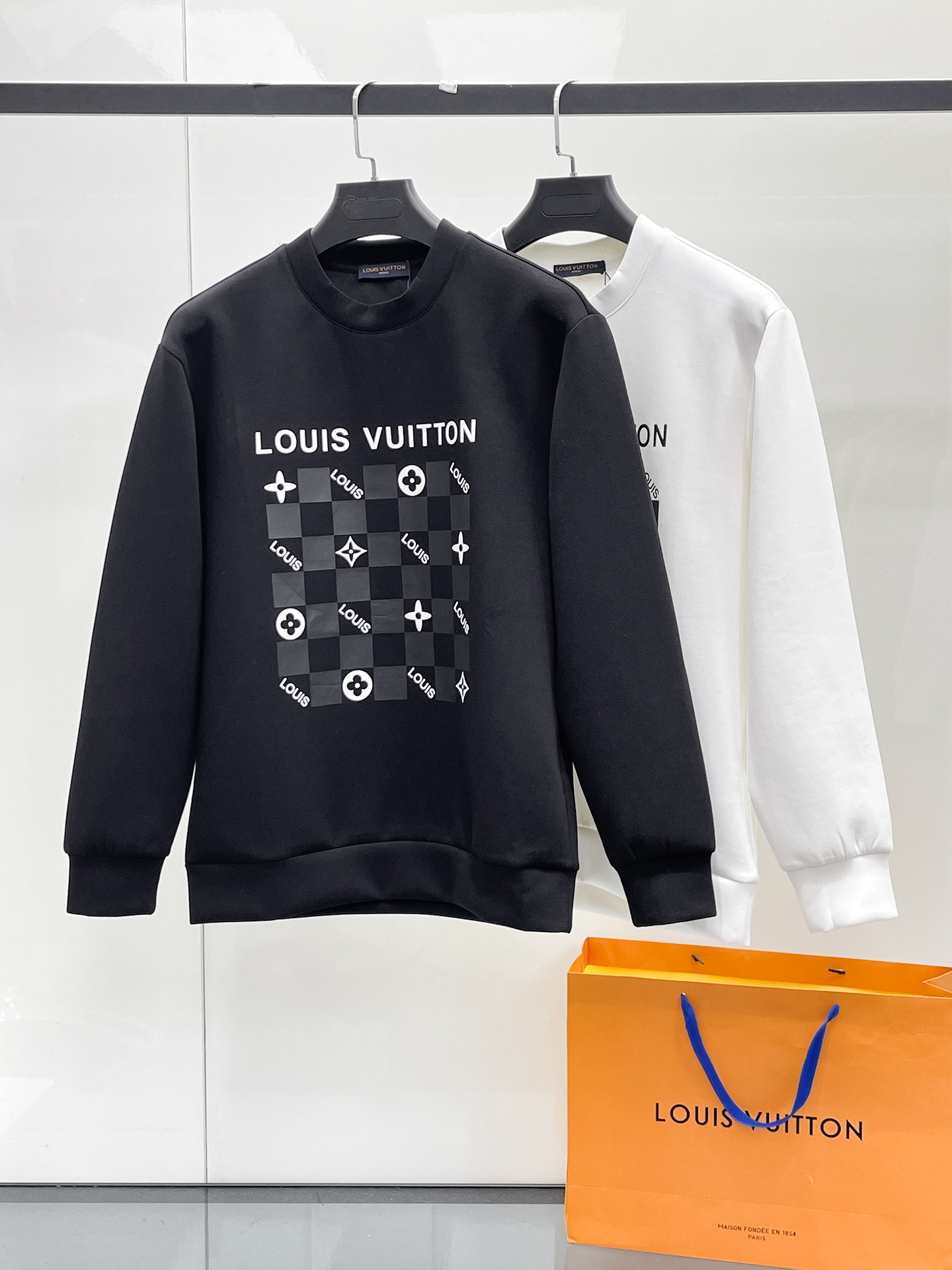 Louis Vuitton Male Hoodie Cotton Black Xs-s-m-l